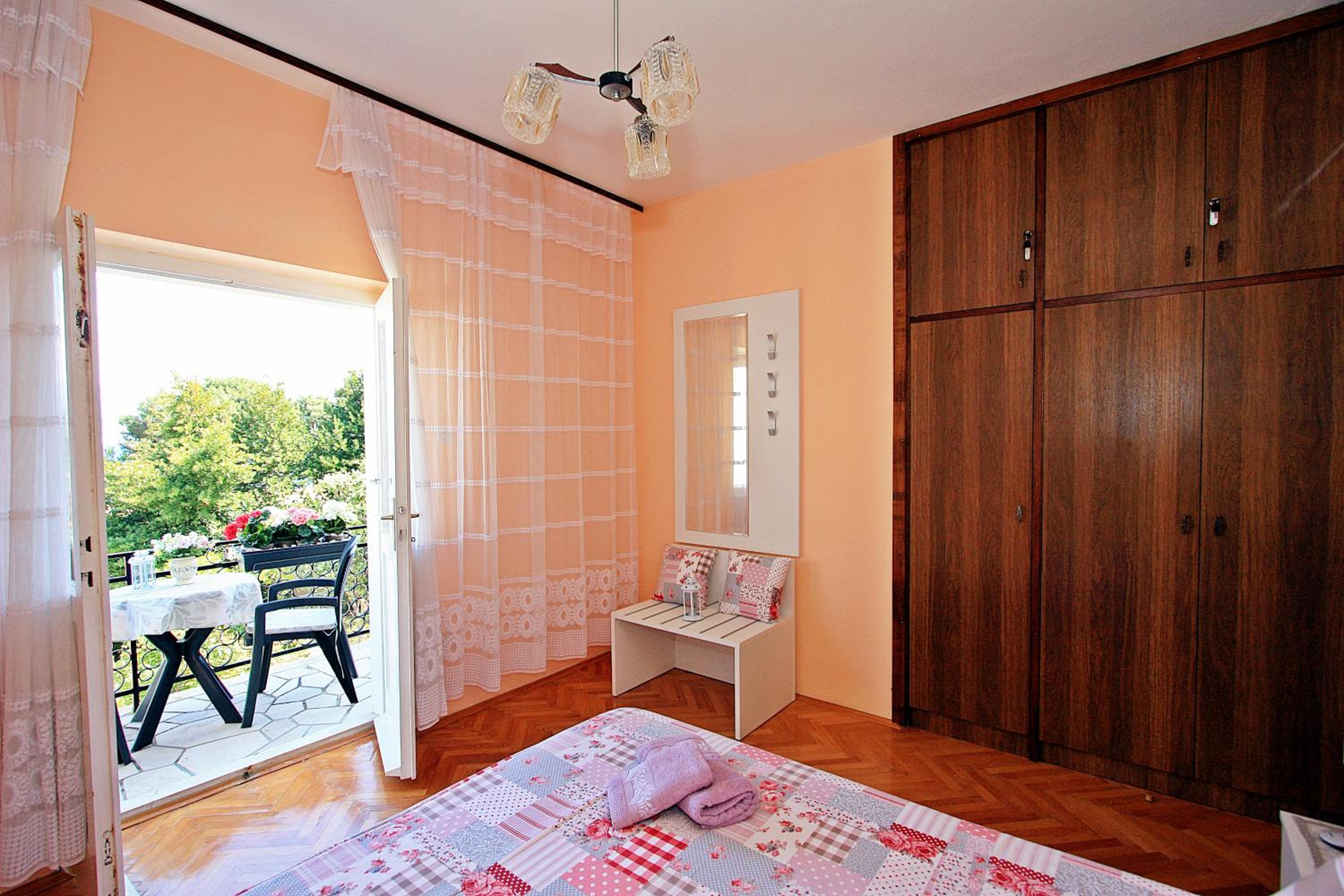 2 Bedrooms Apartment Margarita 4+2