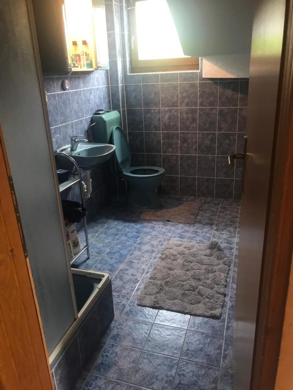 Amar Apartmani, Jajce