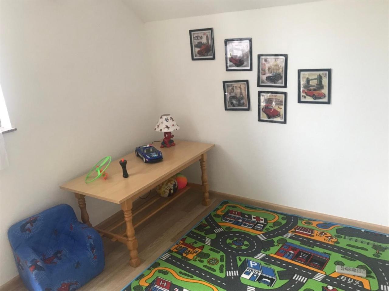 Amar Apartmani, Jajce