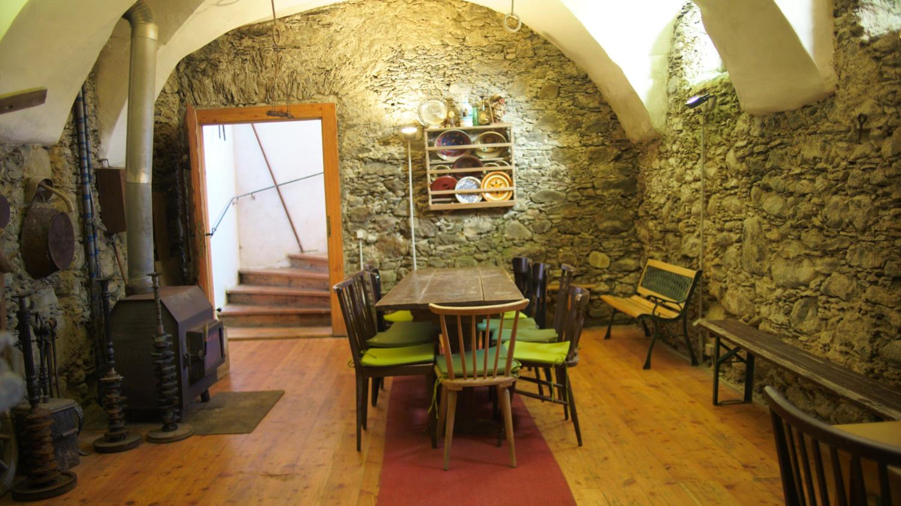 Photo 48
