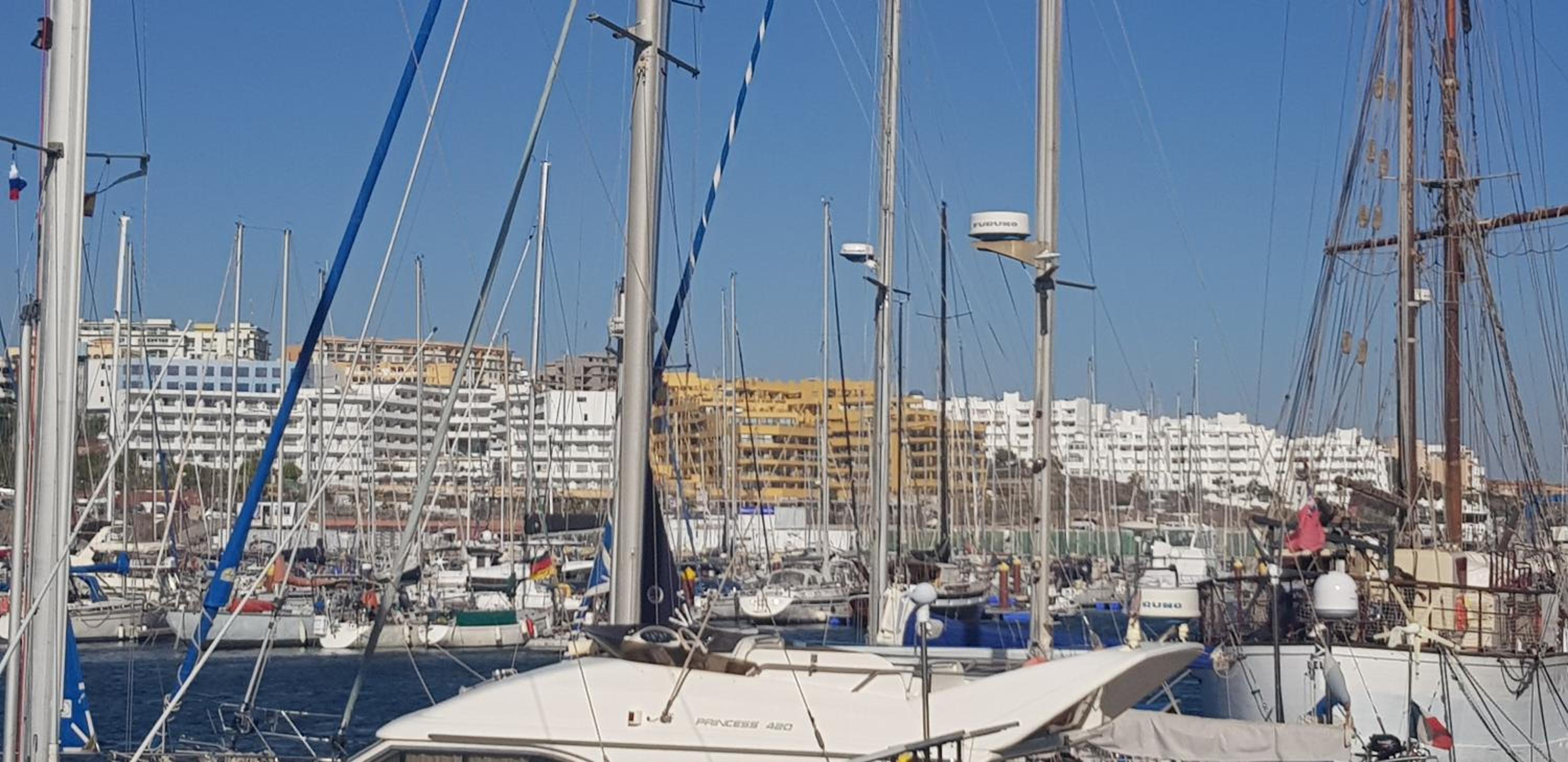 Aguamarina 812