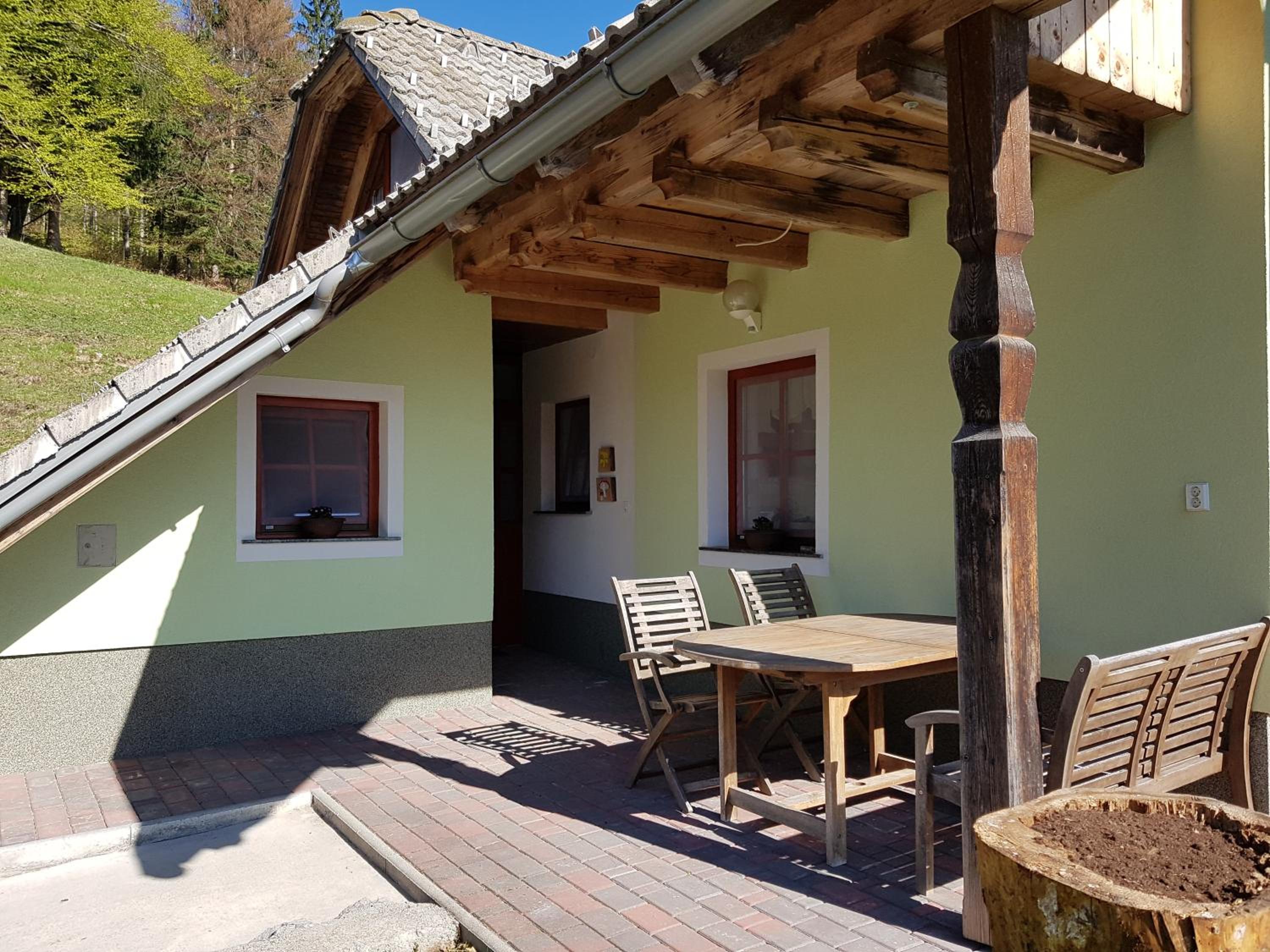 Vaznik Farm House Apartments view 4