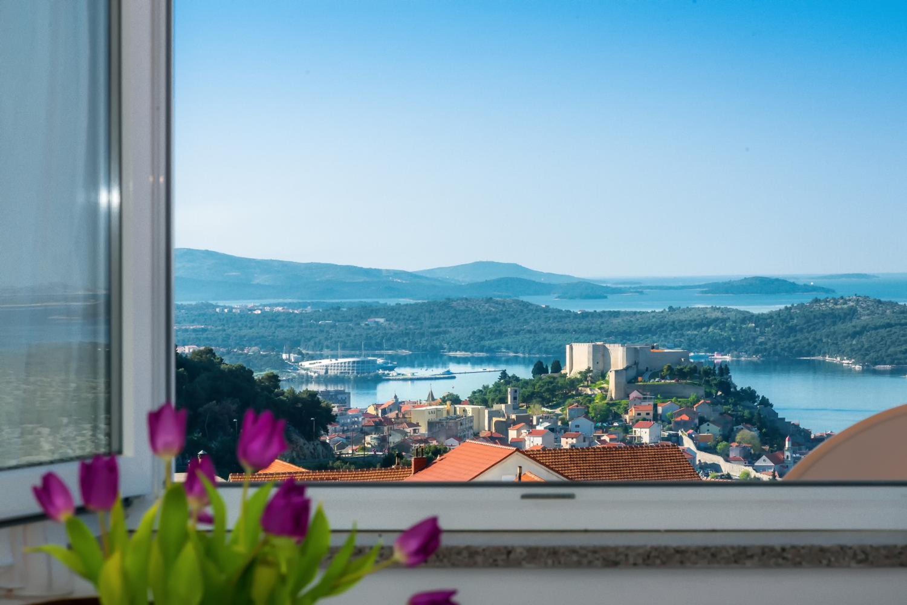 Apartment Anamarija with sea view view 2