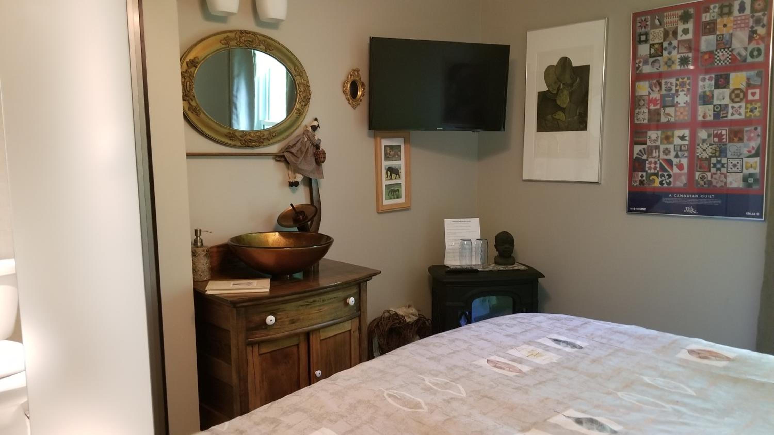 Bondy House Bed & Breakfast