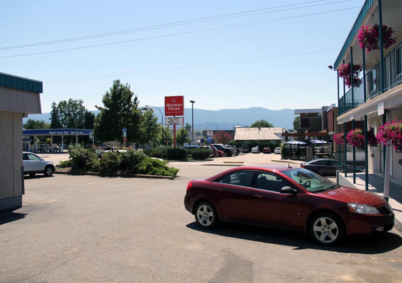 Silver Star Motel view 4