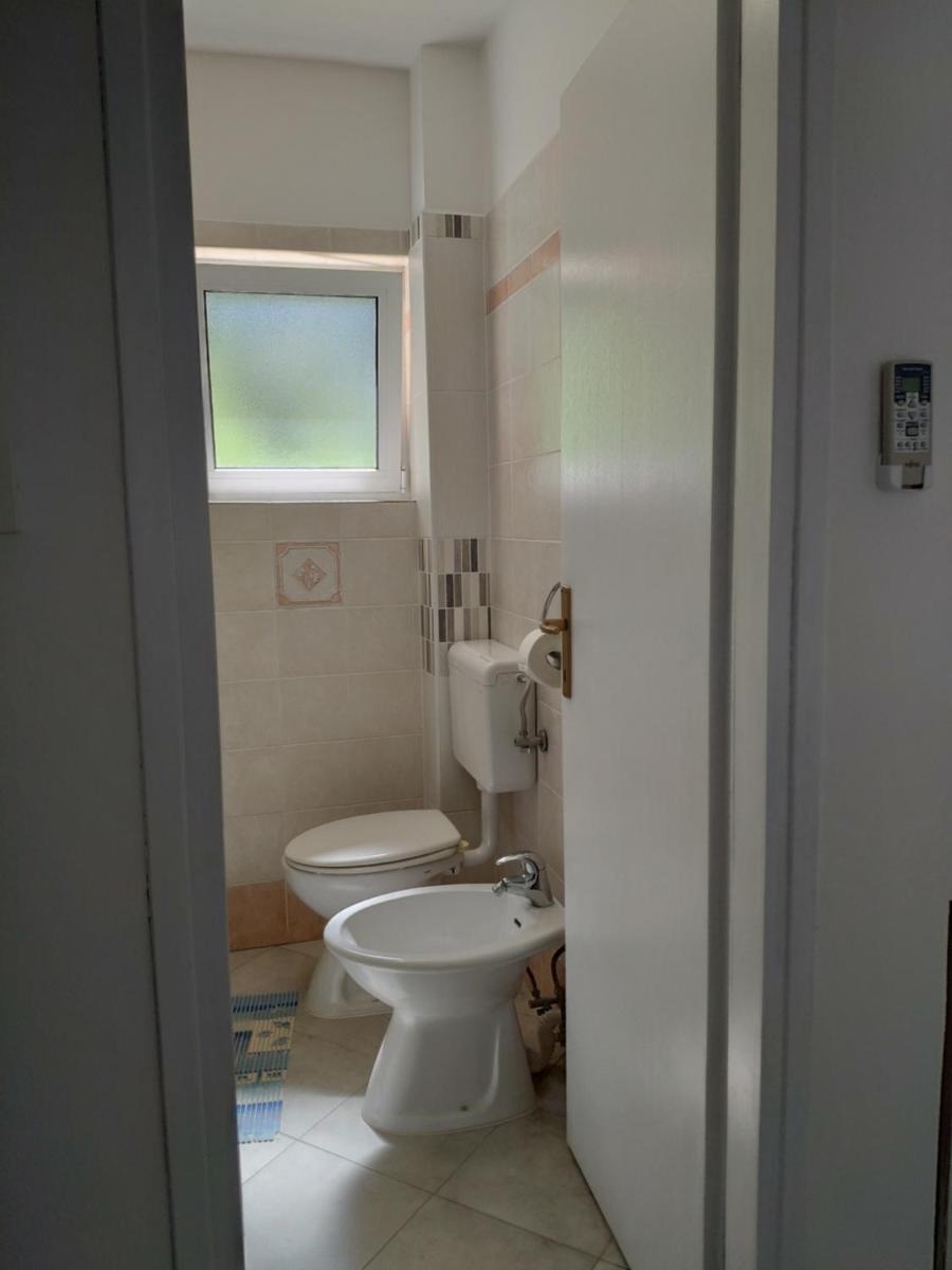Photo 51
