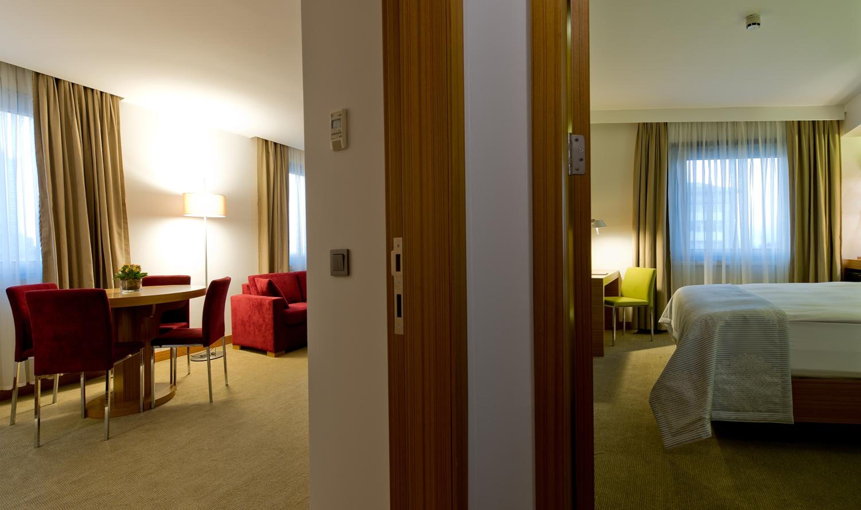 Divan Istanbul City - Image 11