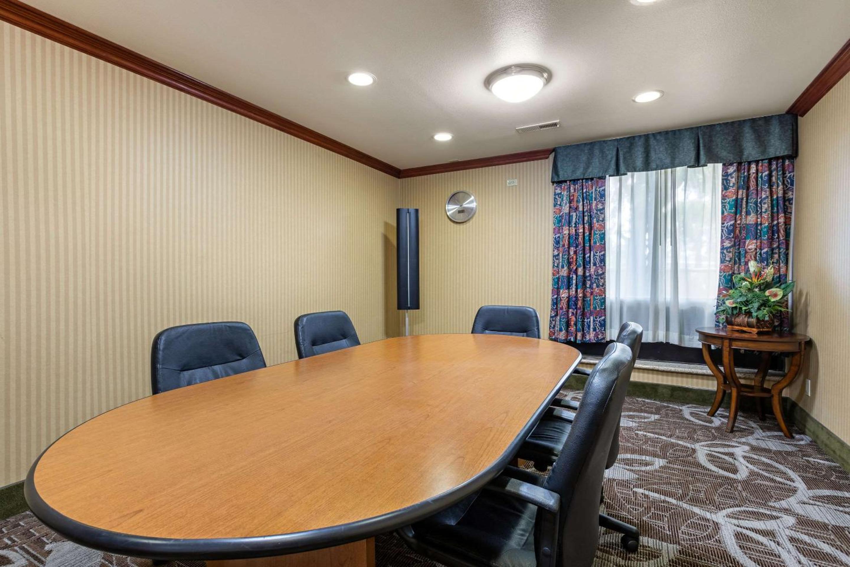 meeting & event spaces