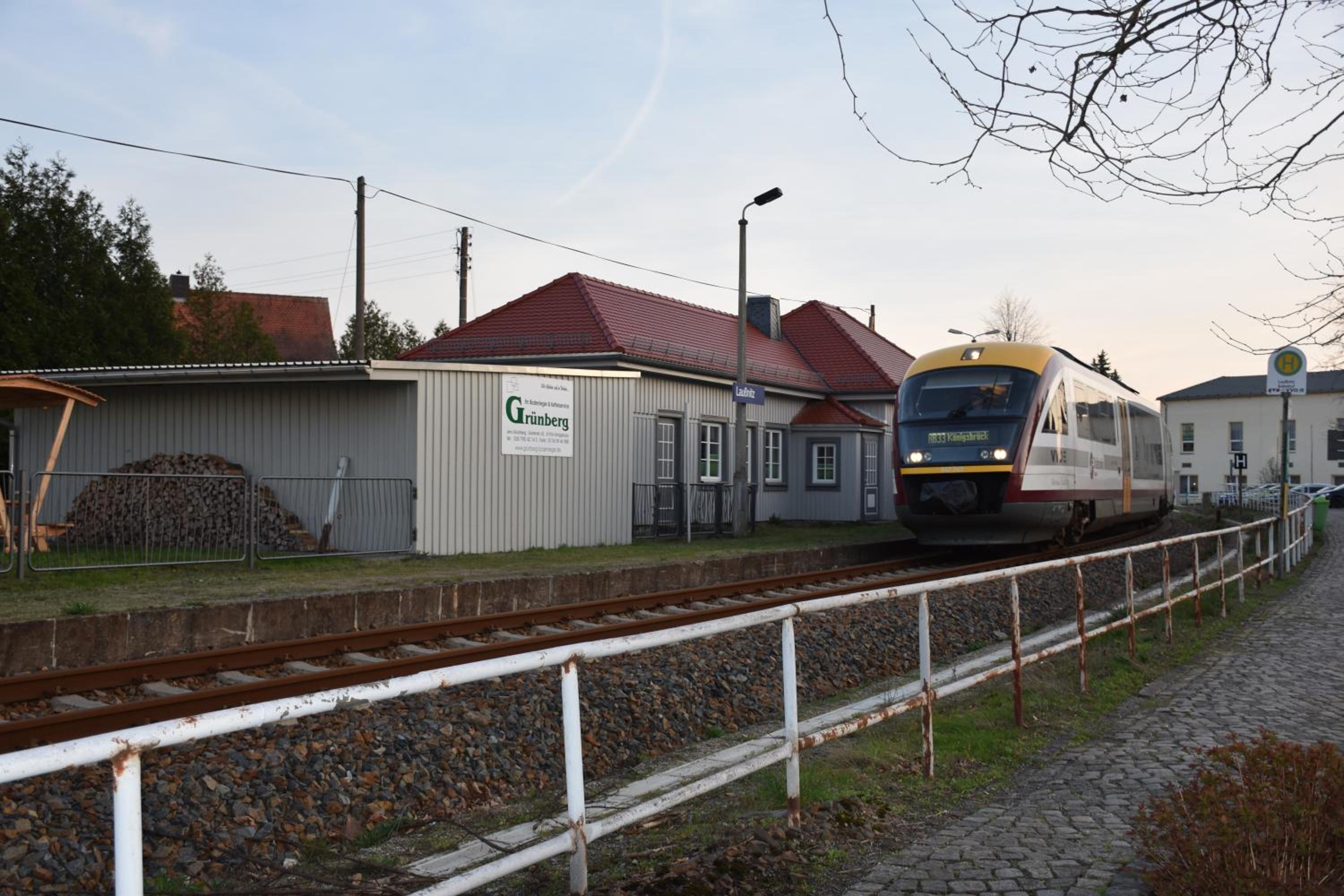 Bahnhof Laussnitz view 4