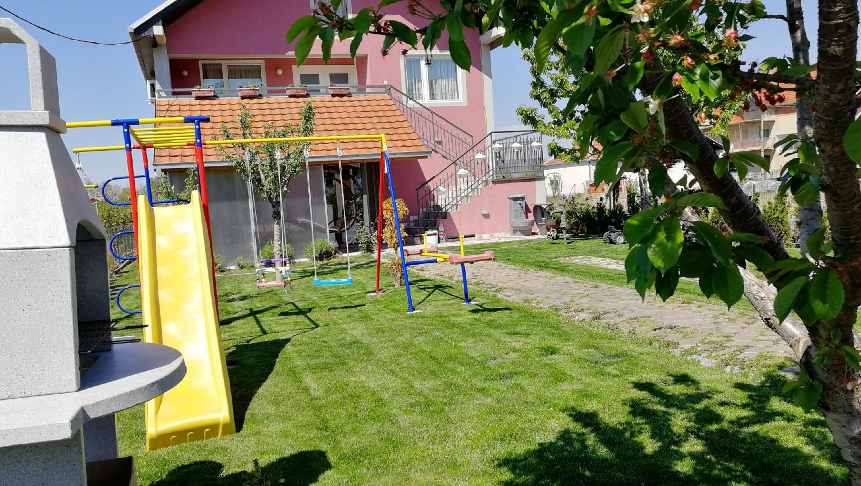 Photo 14