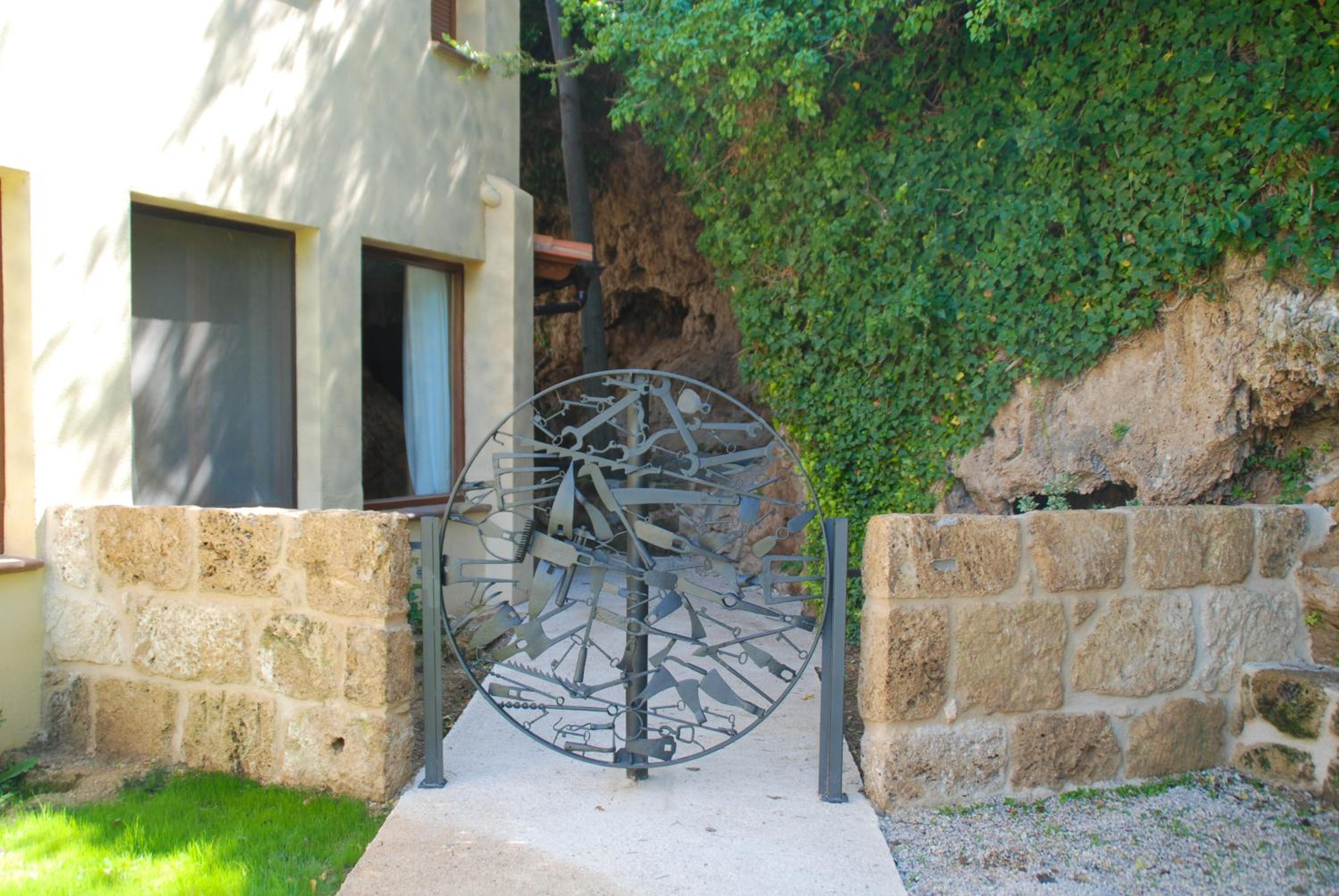 Photo 23