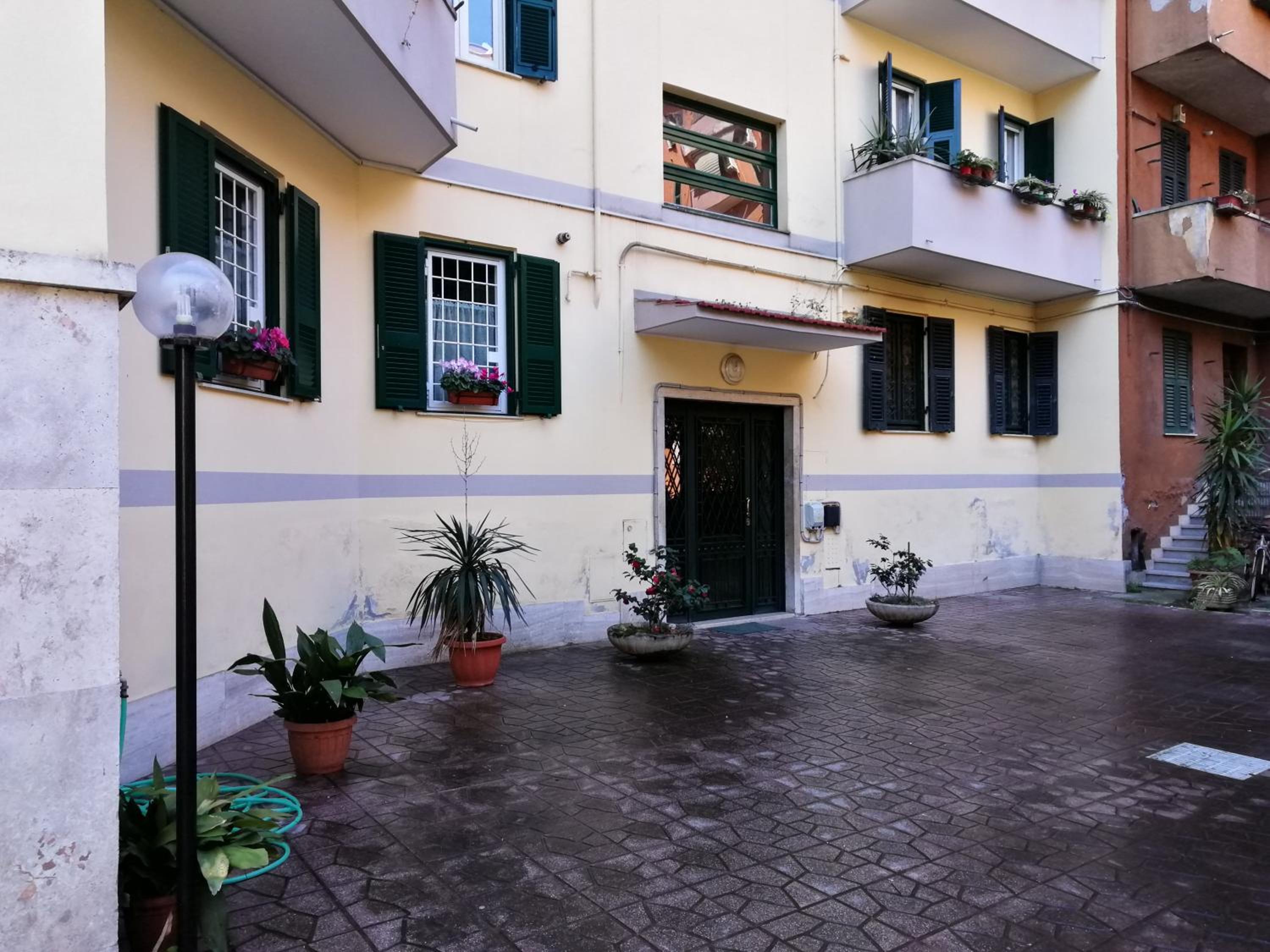 GARBATELLA'S in ROME