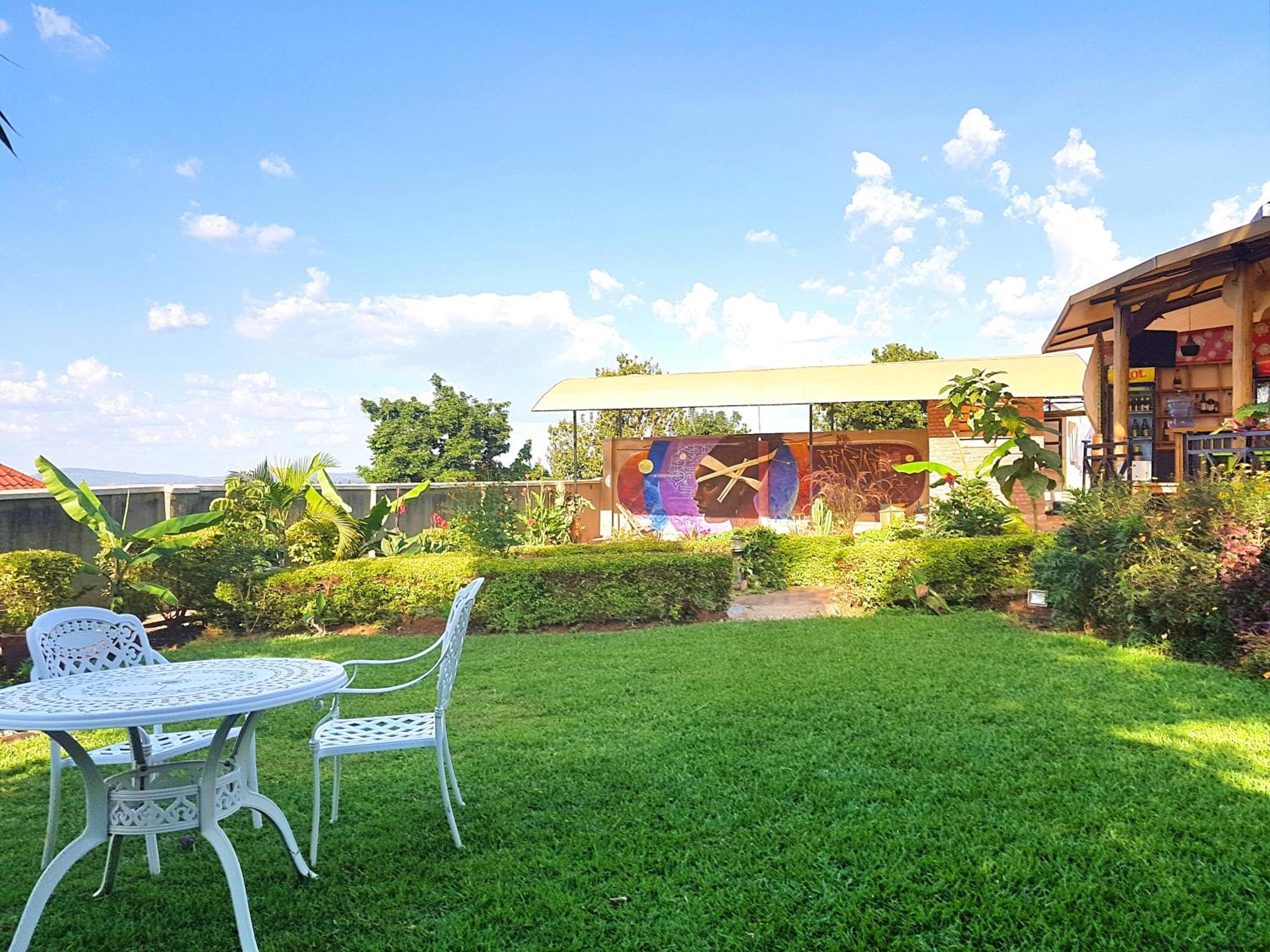 Yambi Guesthouse