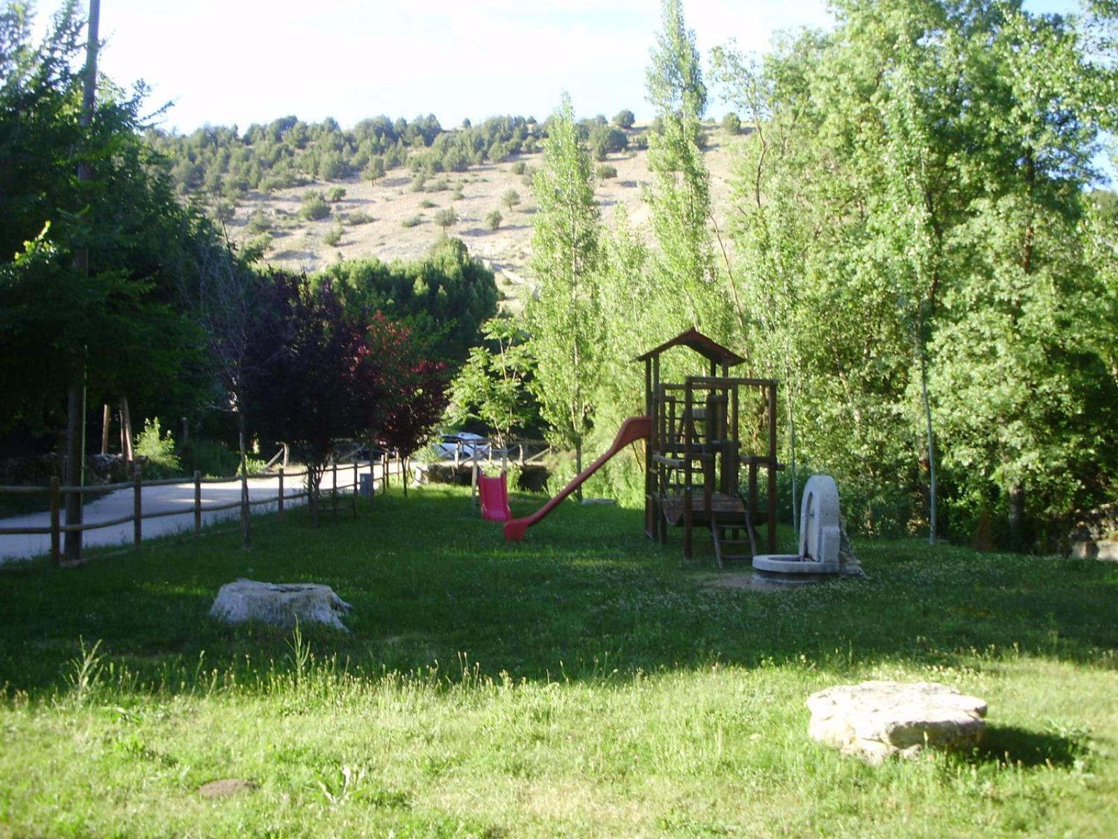 Photo 33