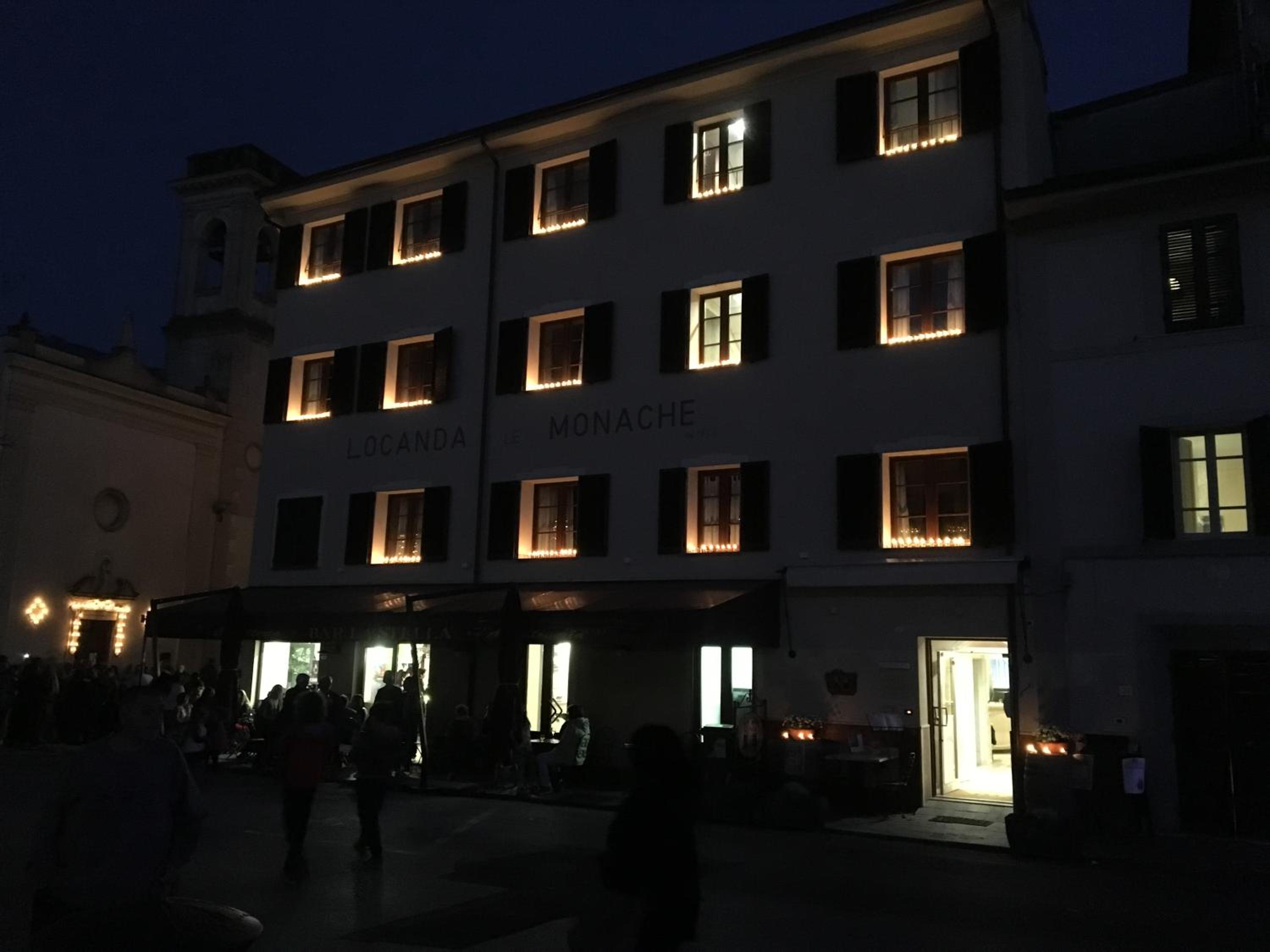 Photo 42