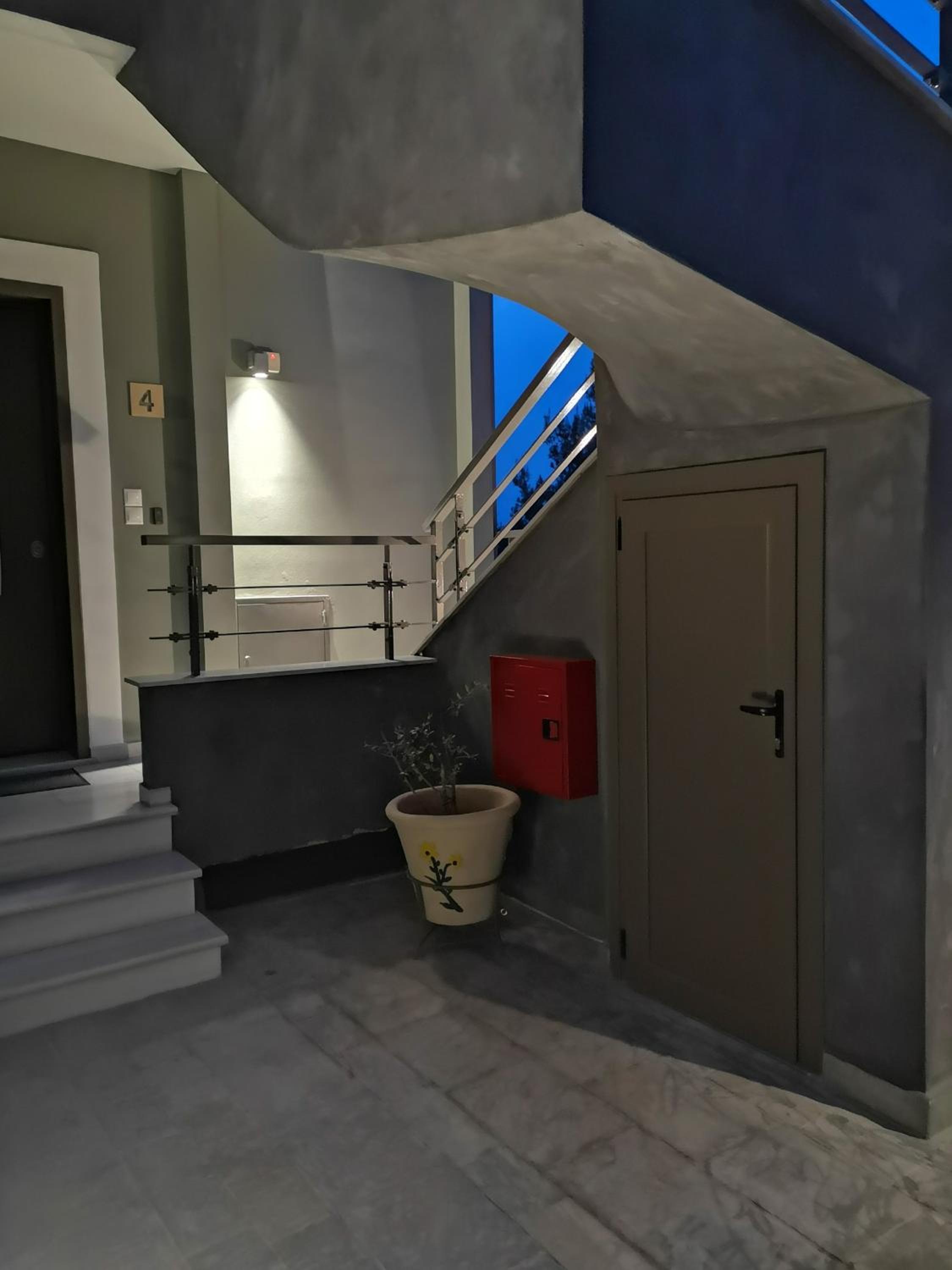 Hotel Andrew's Luxury Residence - Image 1