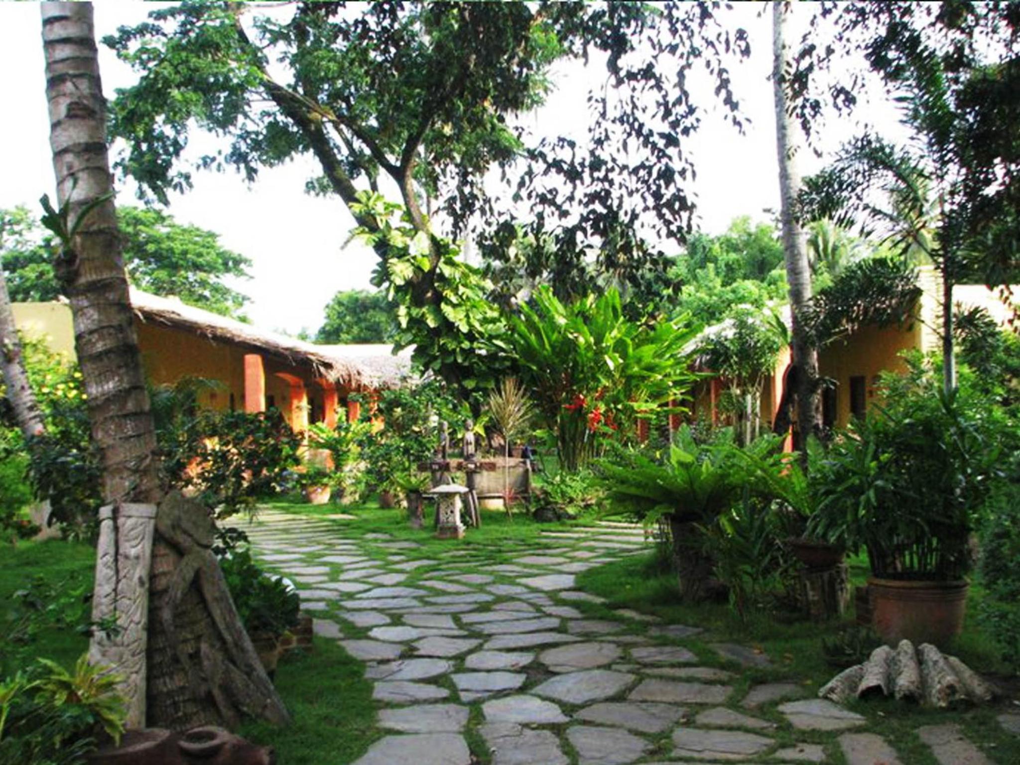 Hibiscus Garden Resort