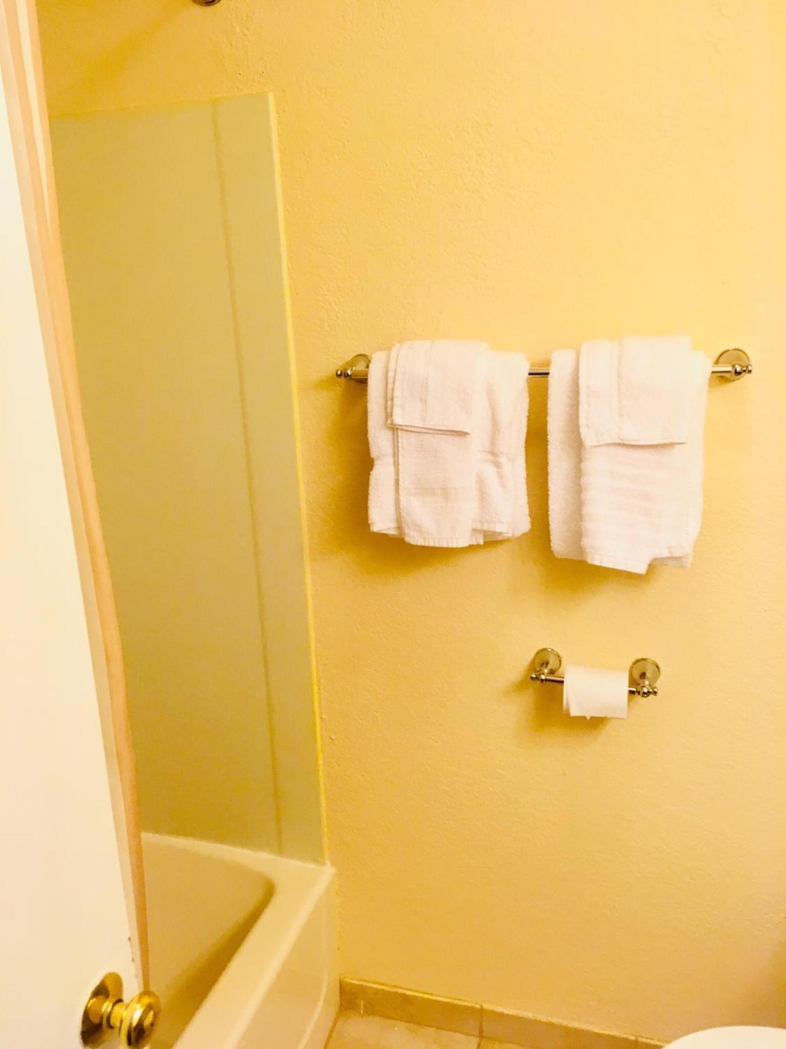 Rochester Vacations - Anchorage Inn Rochester - Property Image 13