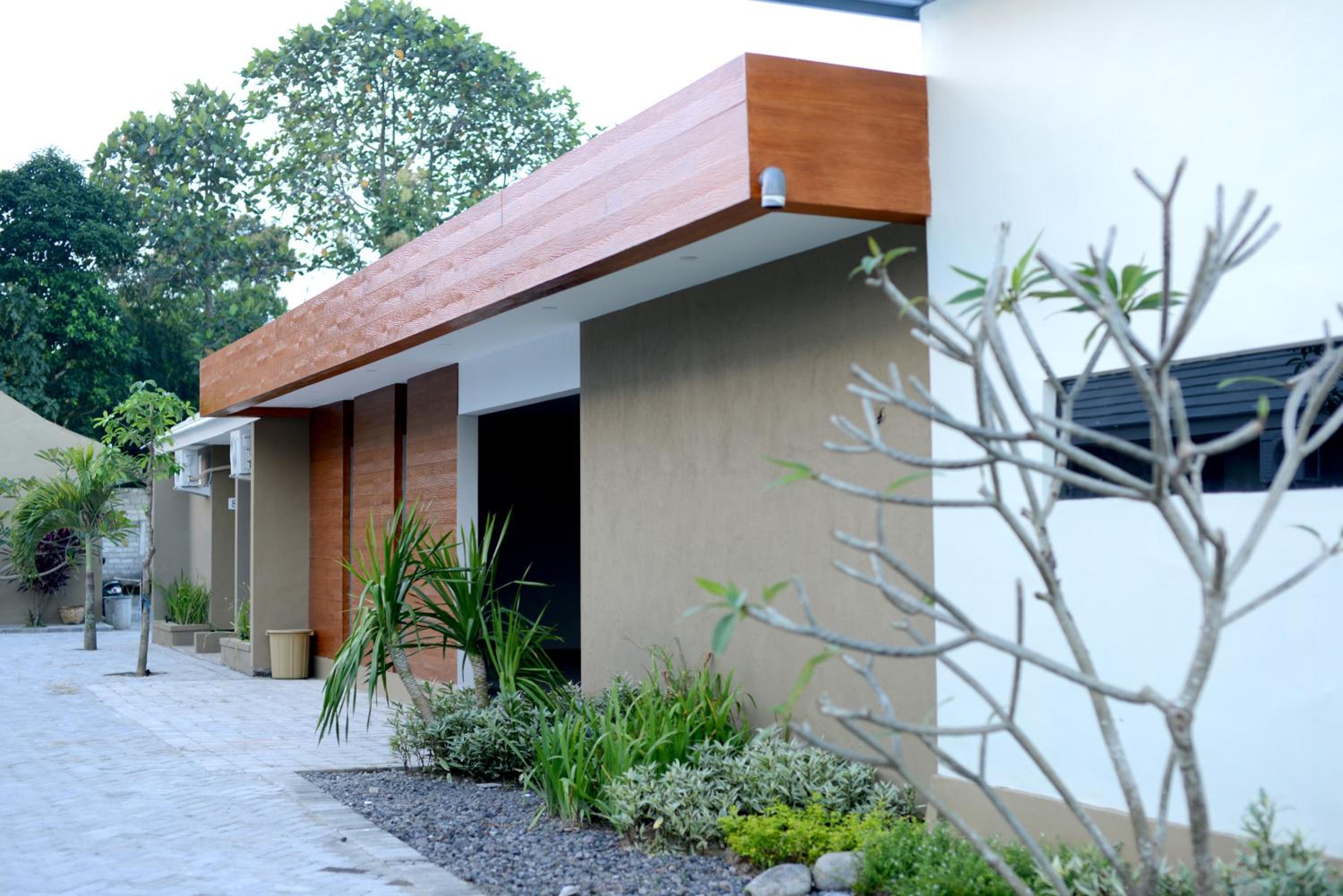 RedDoorz Syariah Plus near Banyuwangi Airport