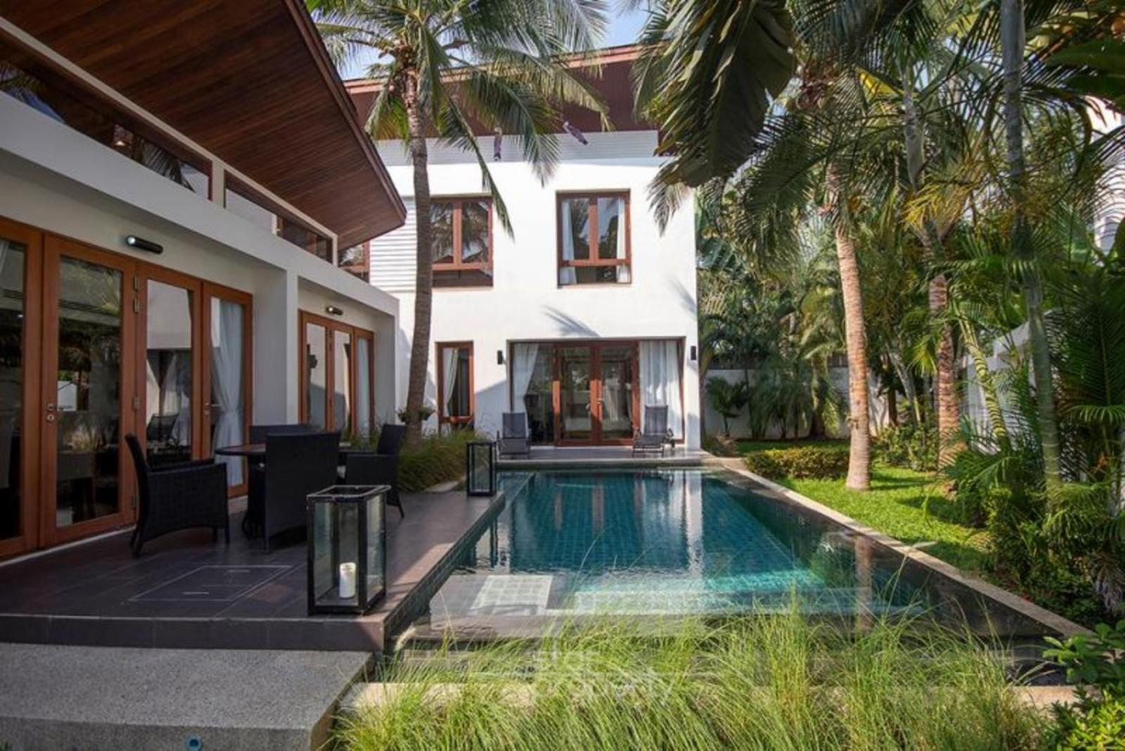 Pran Buri Vacations - Pranaluxe Pool Villa Holiday Home - Property Image 2