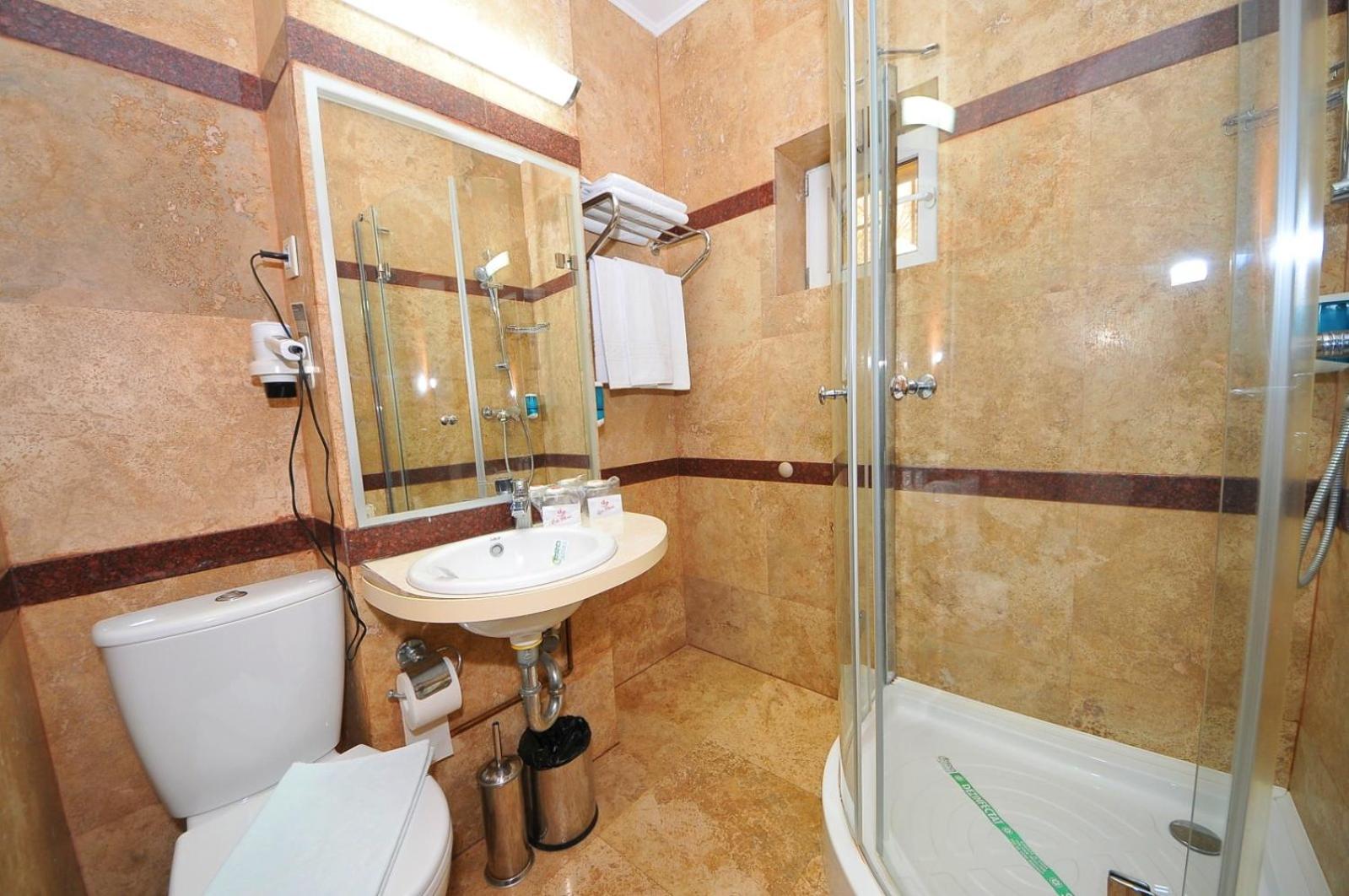 Photo 25