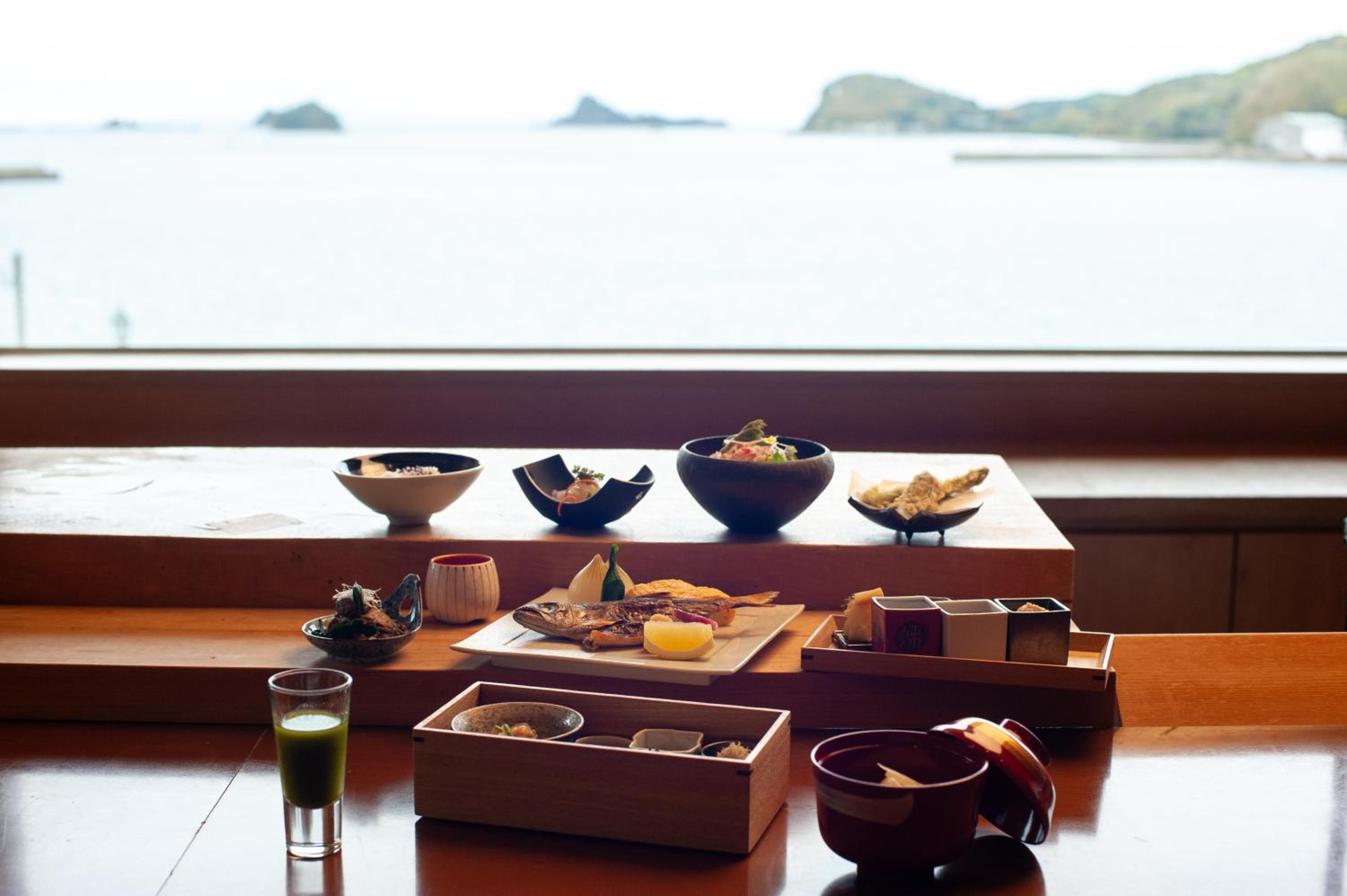 IKI RETREAT by Onko Chishin