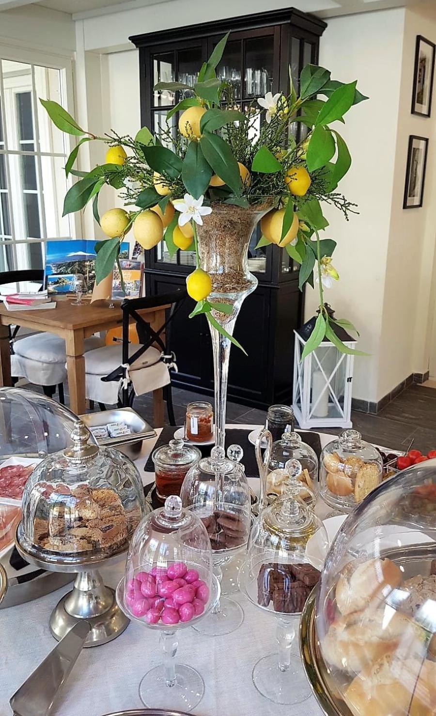Lemon House — 13