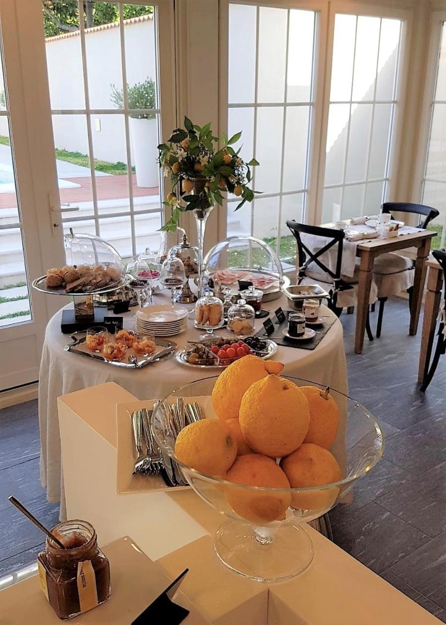 Lemon House — 11