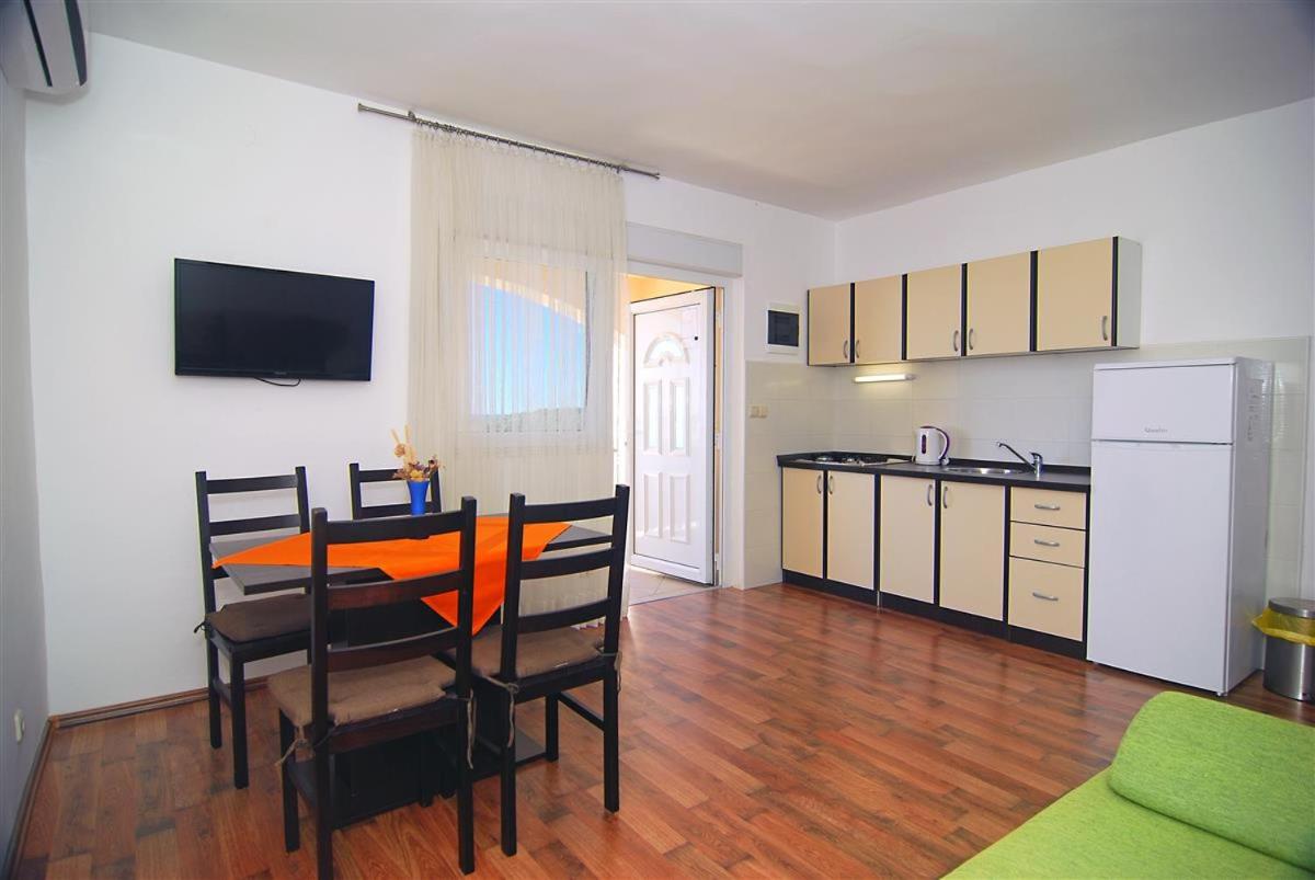 Apartman Luca view 2