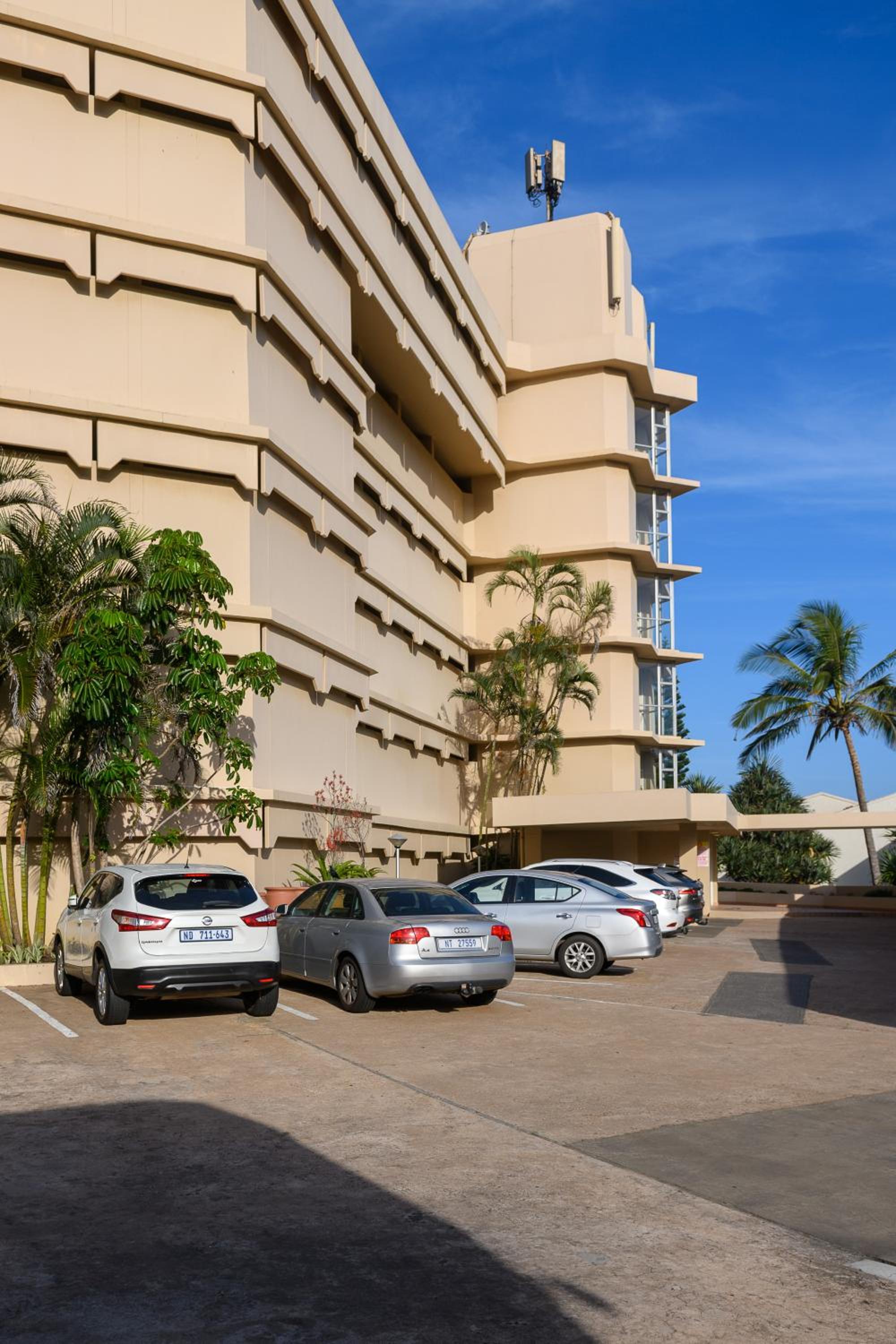 Sands Beach Breaks Beach Front Ballito