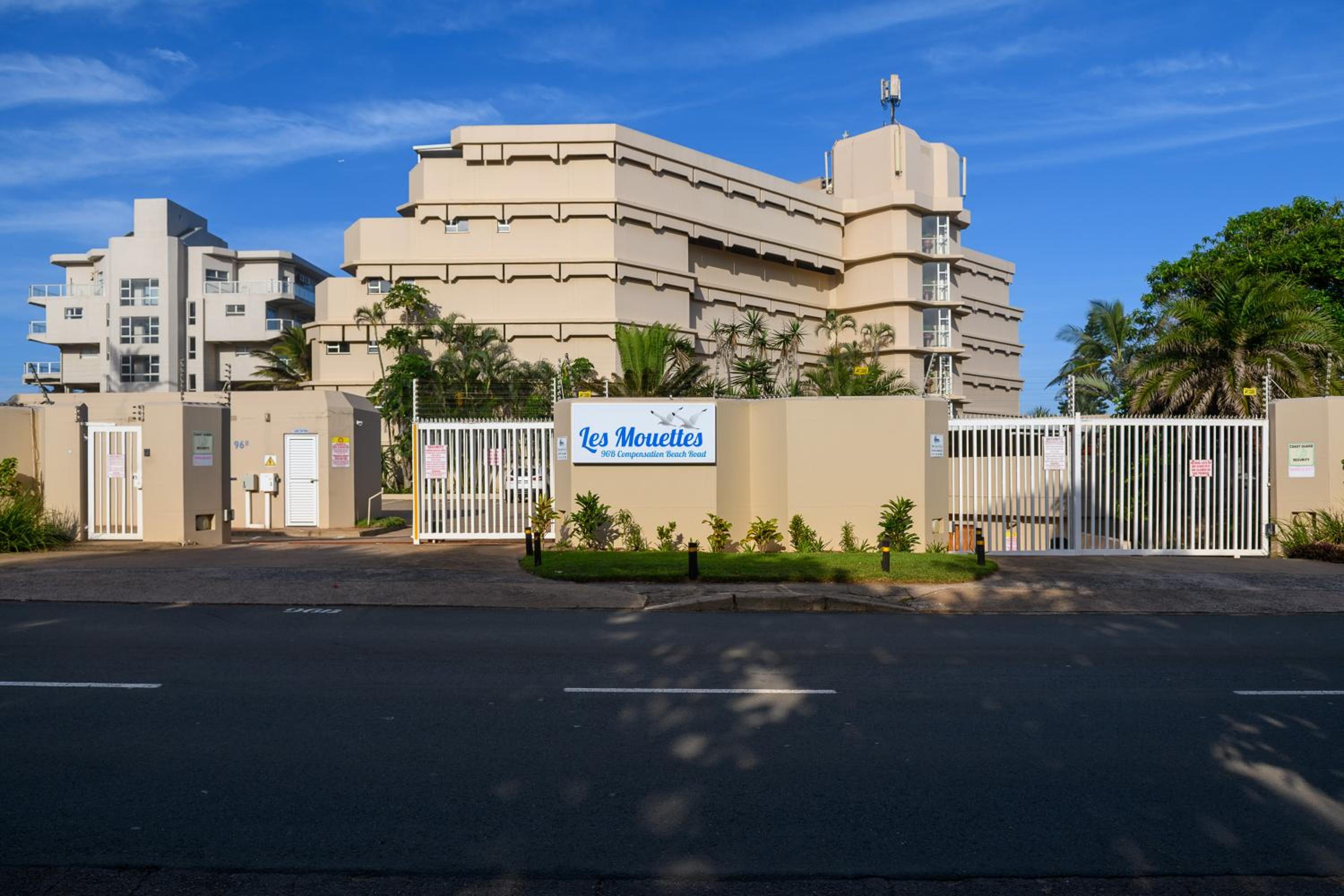 Sands Beach Breaks Beach Front Ballito