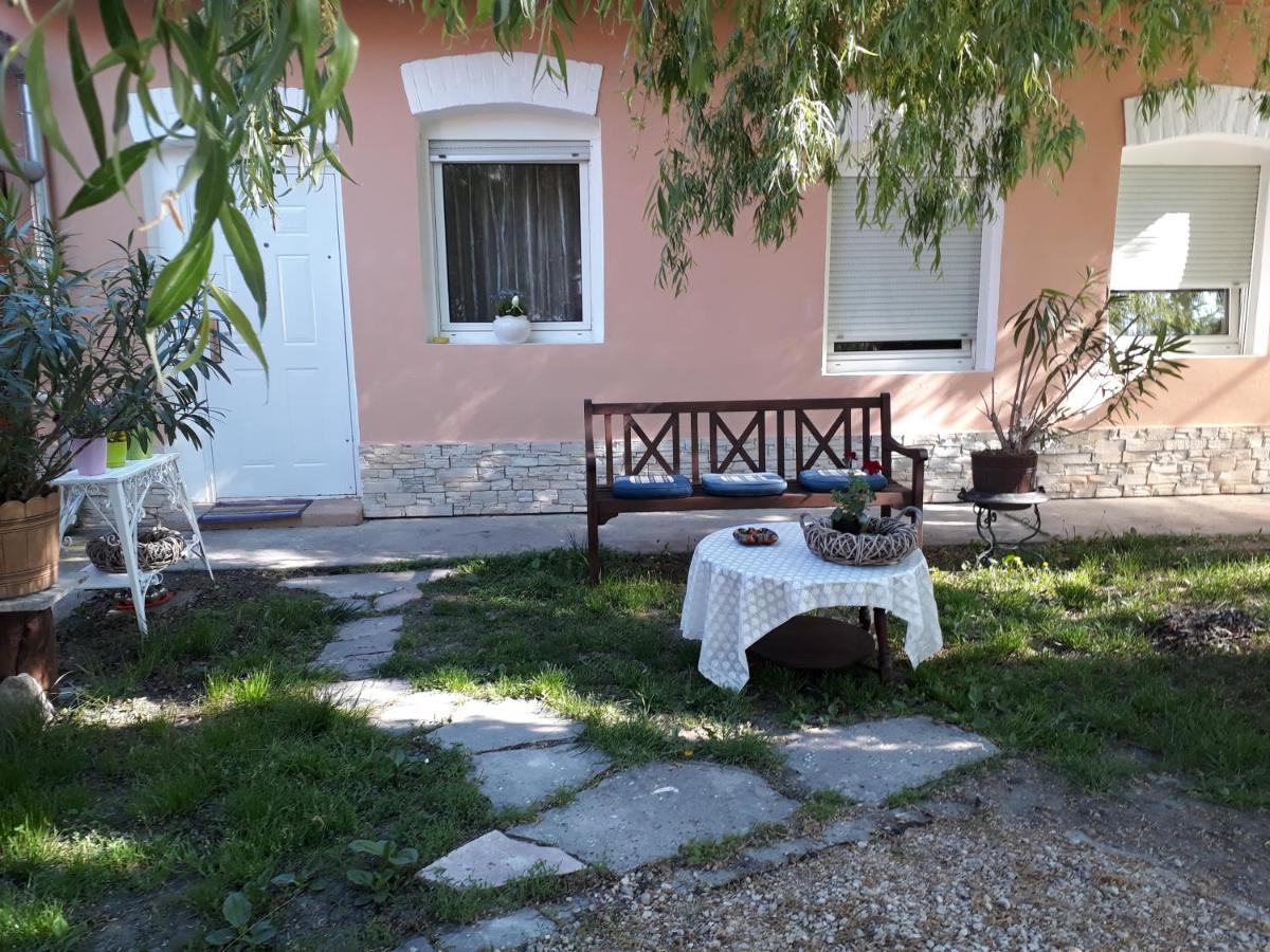 Photo 46