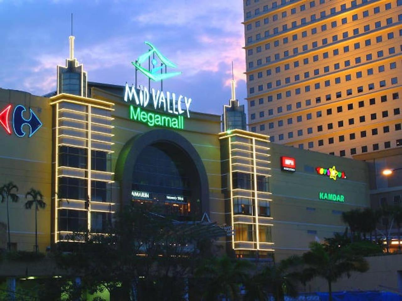 SKY POOL Luxury Suite 2-4Pax at KL City