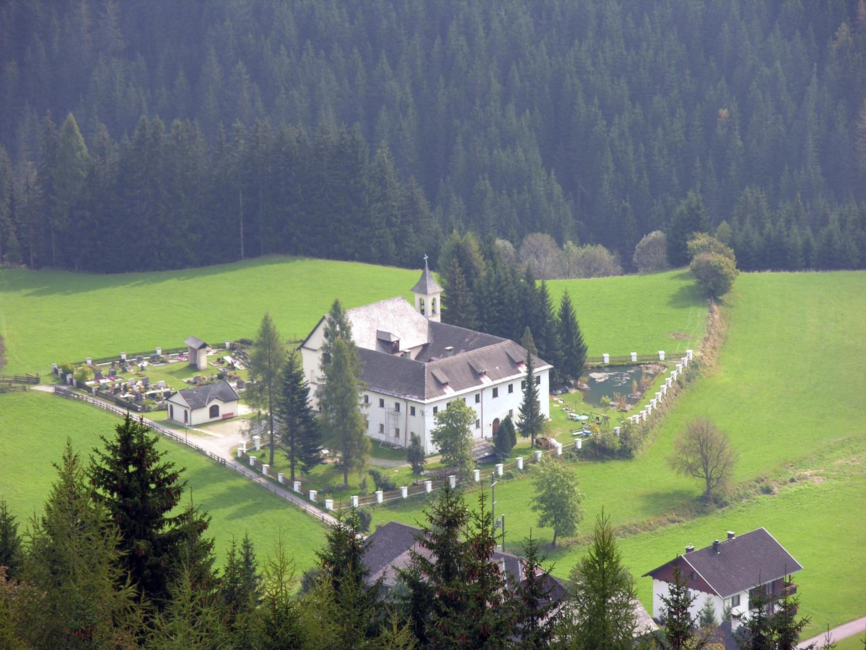 Schloss Berg Klösterle view 2