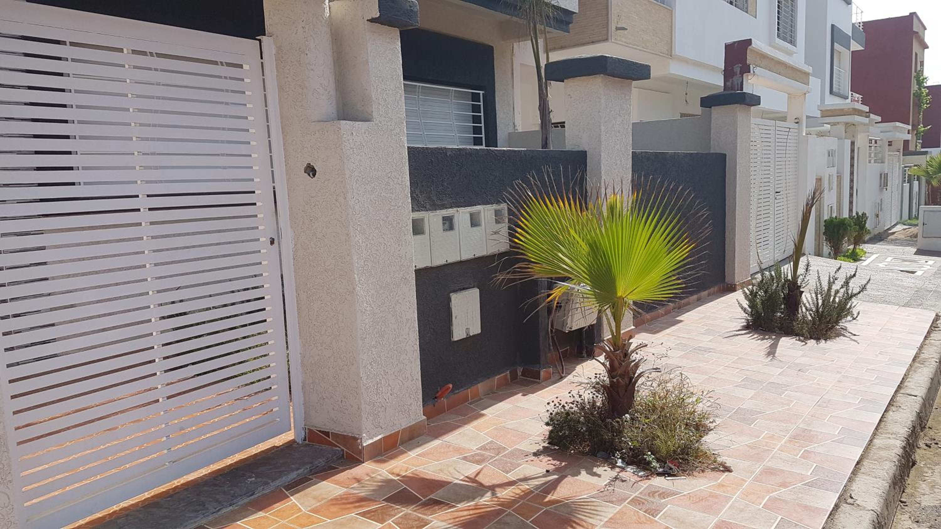 Appartement moderne à 5 min de la plage de Mehdia Vacances idéales 2026
