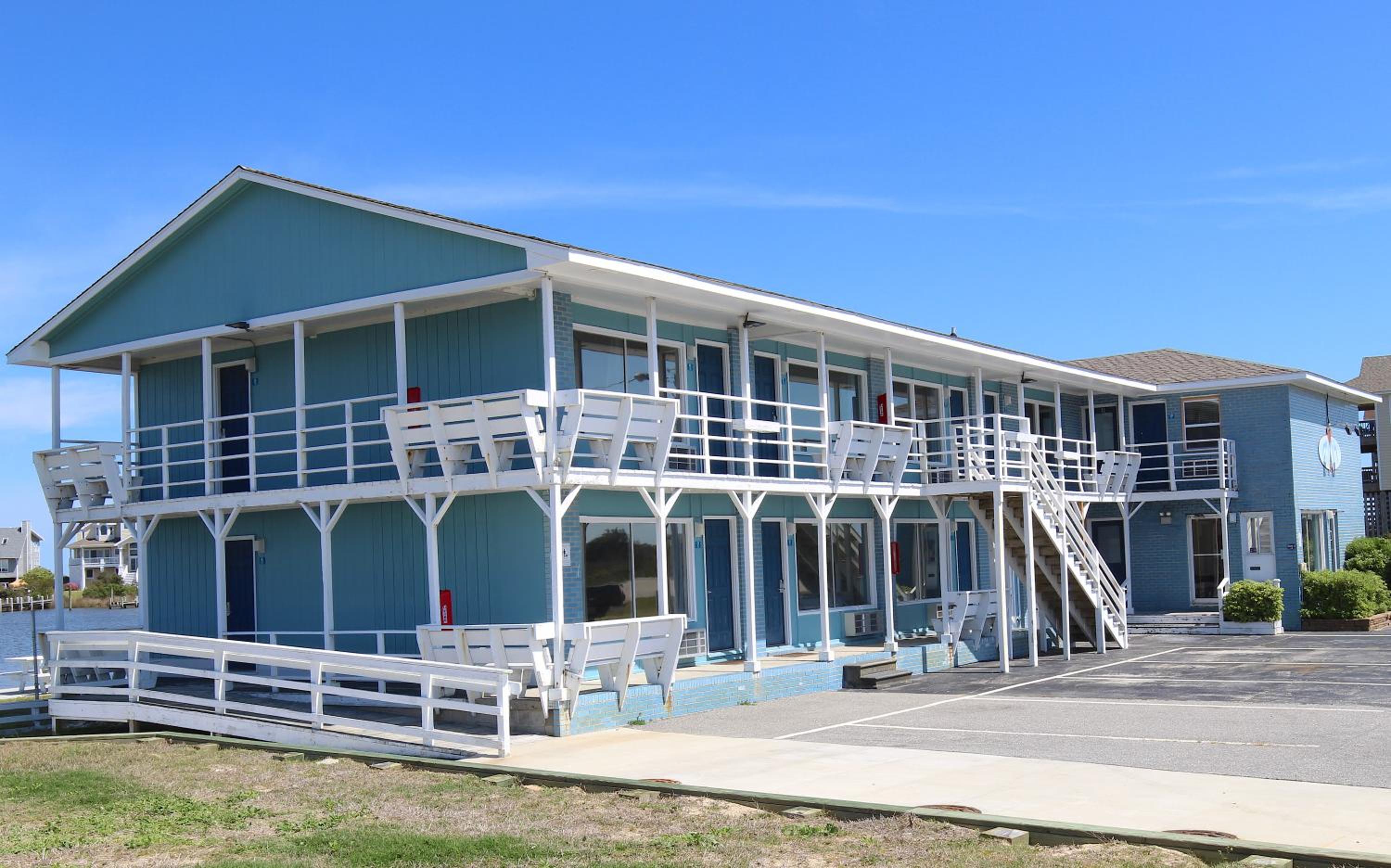 Fin 'N Feather Waterside Inn by Kees Vacations