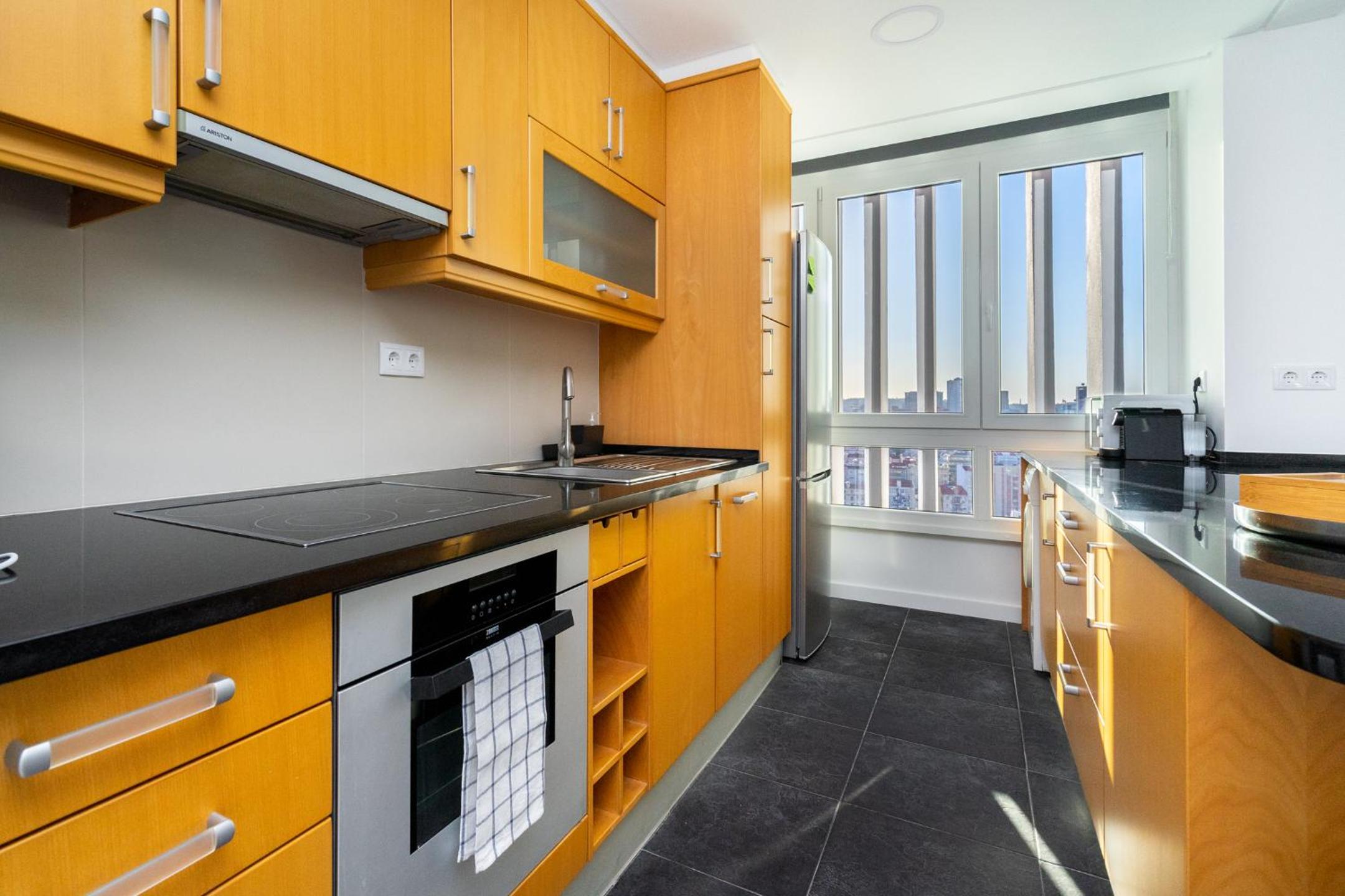 WHome | Anjos Premium Apartment #10 view 5