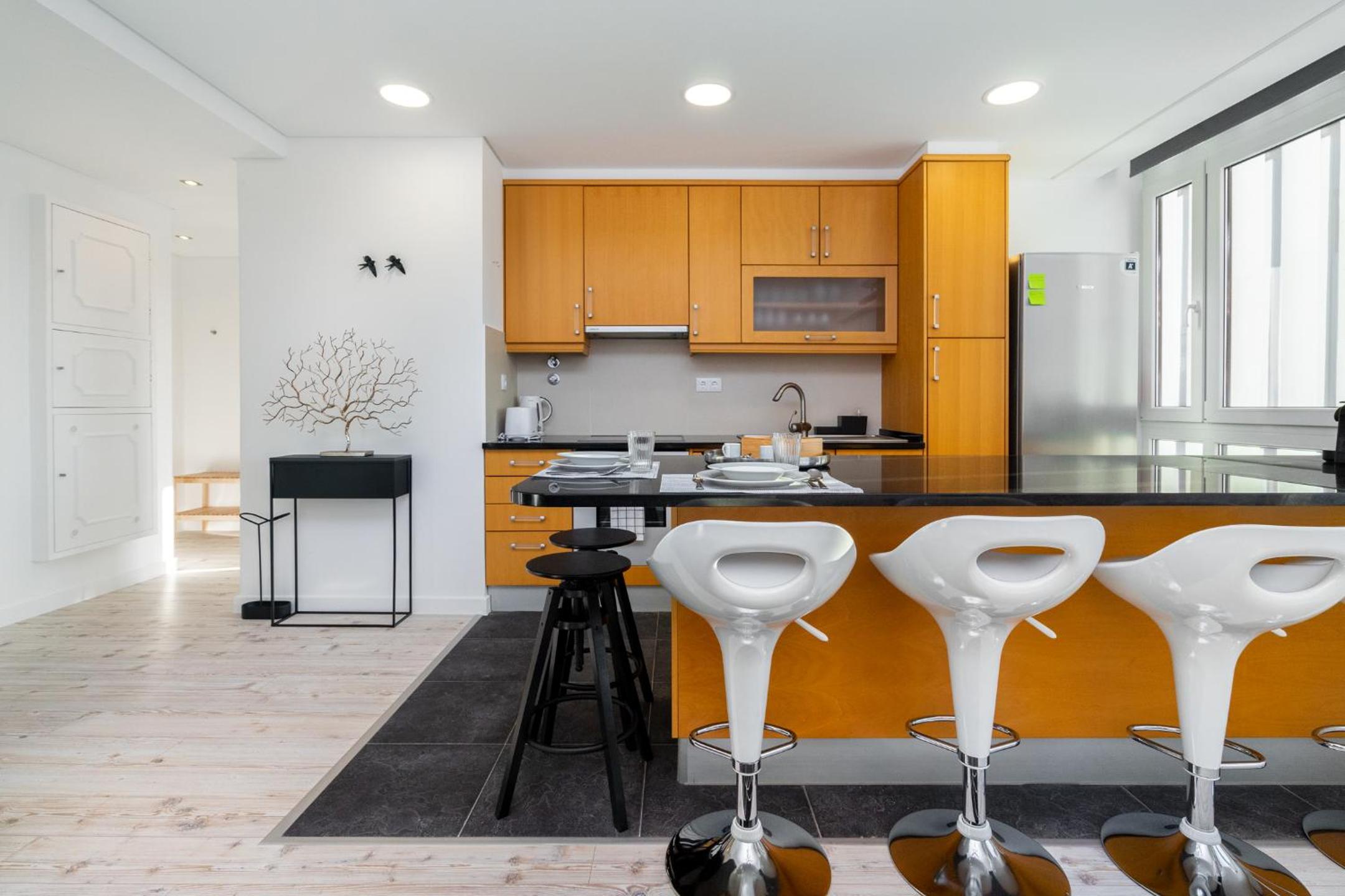 WHome | Anjos Premium Apartment #10 view 4