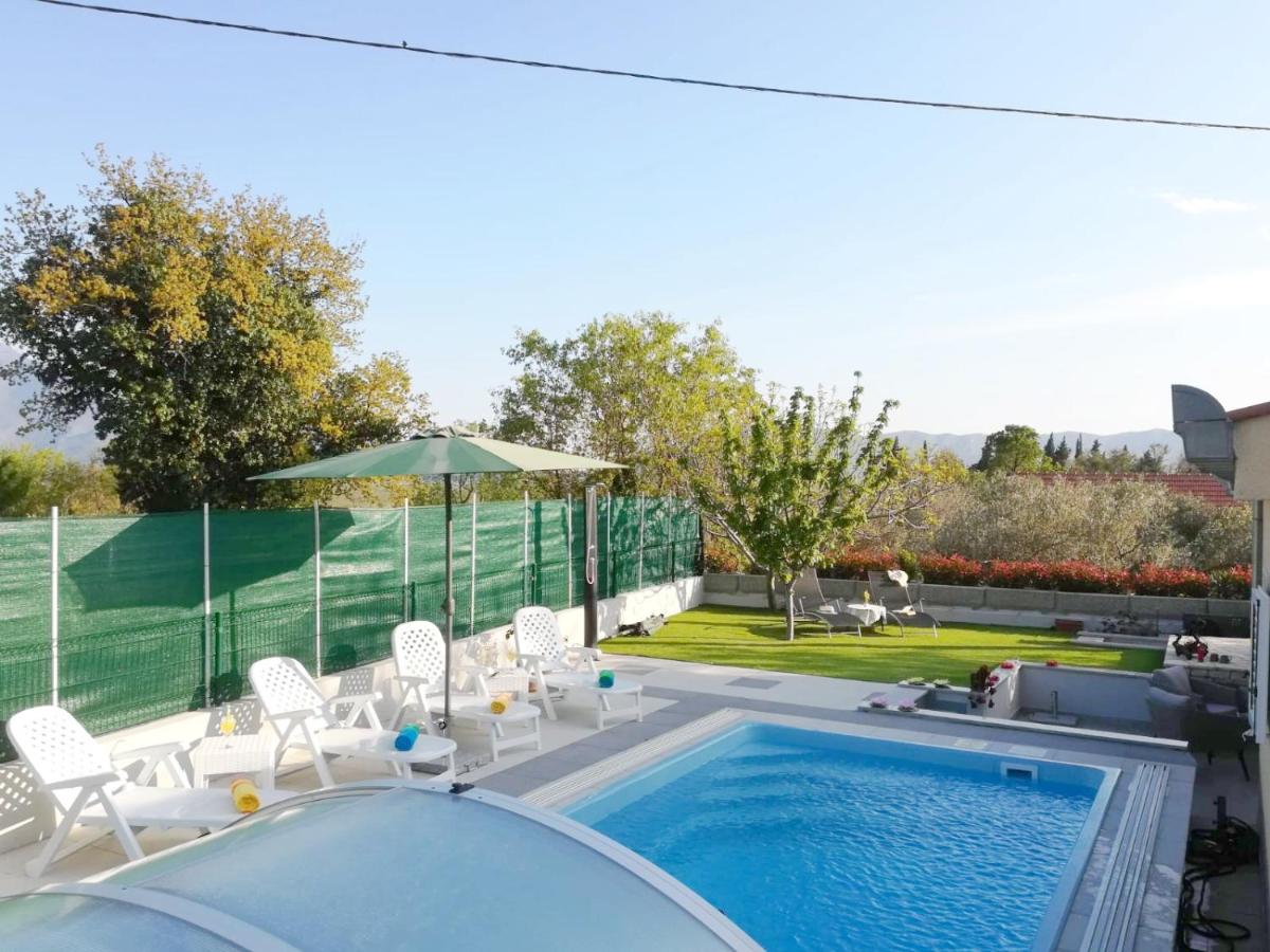 Holiday house Ruzic view 4