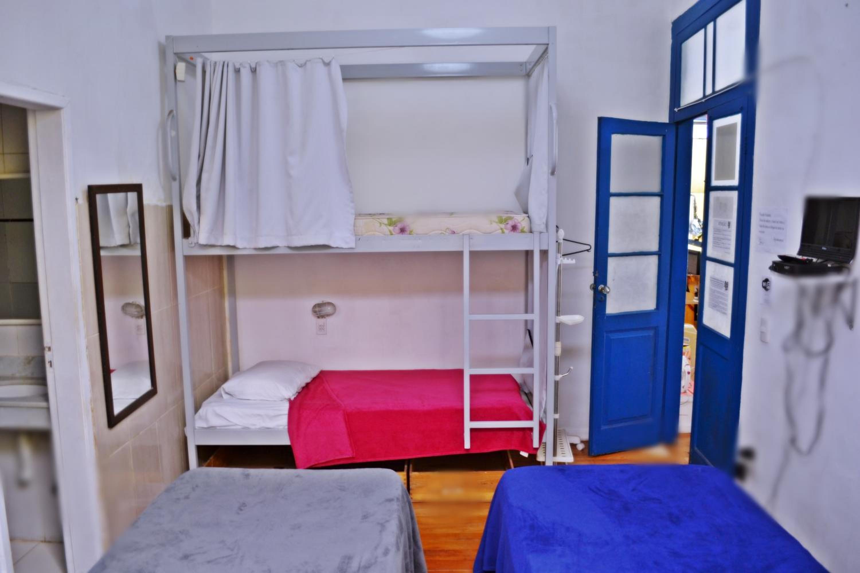 Brasileranza Hostel