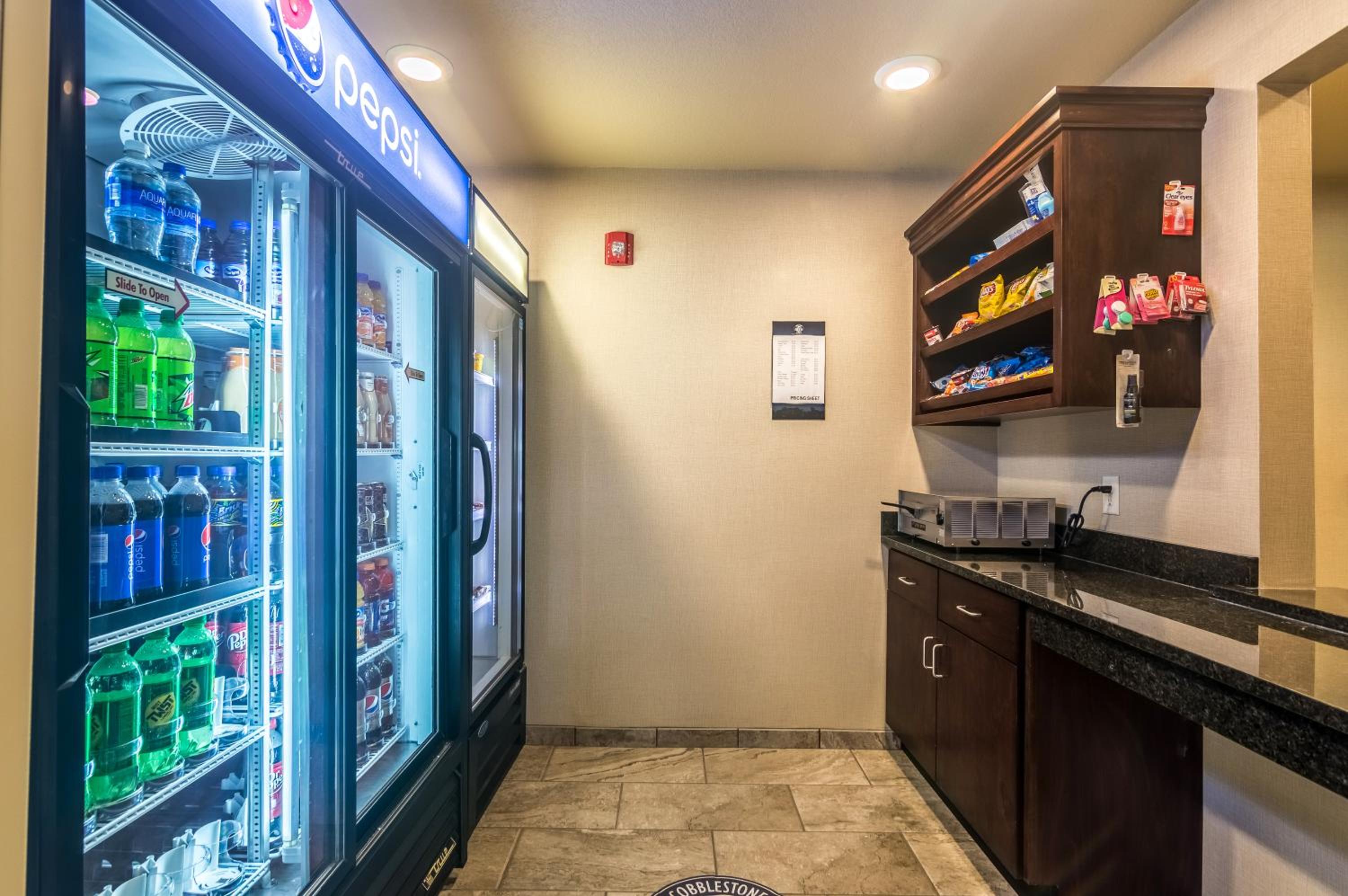 Cobblestone Inn  Suites - Lakin - Property Image 25