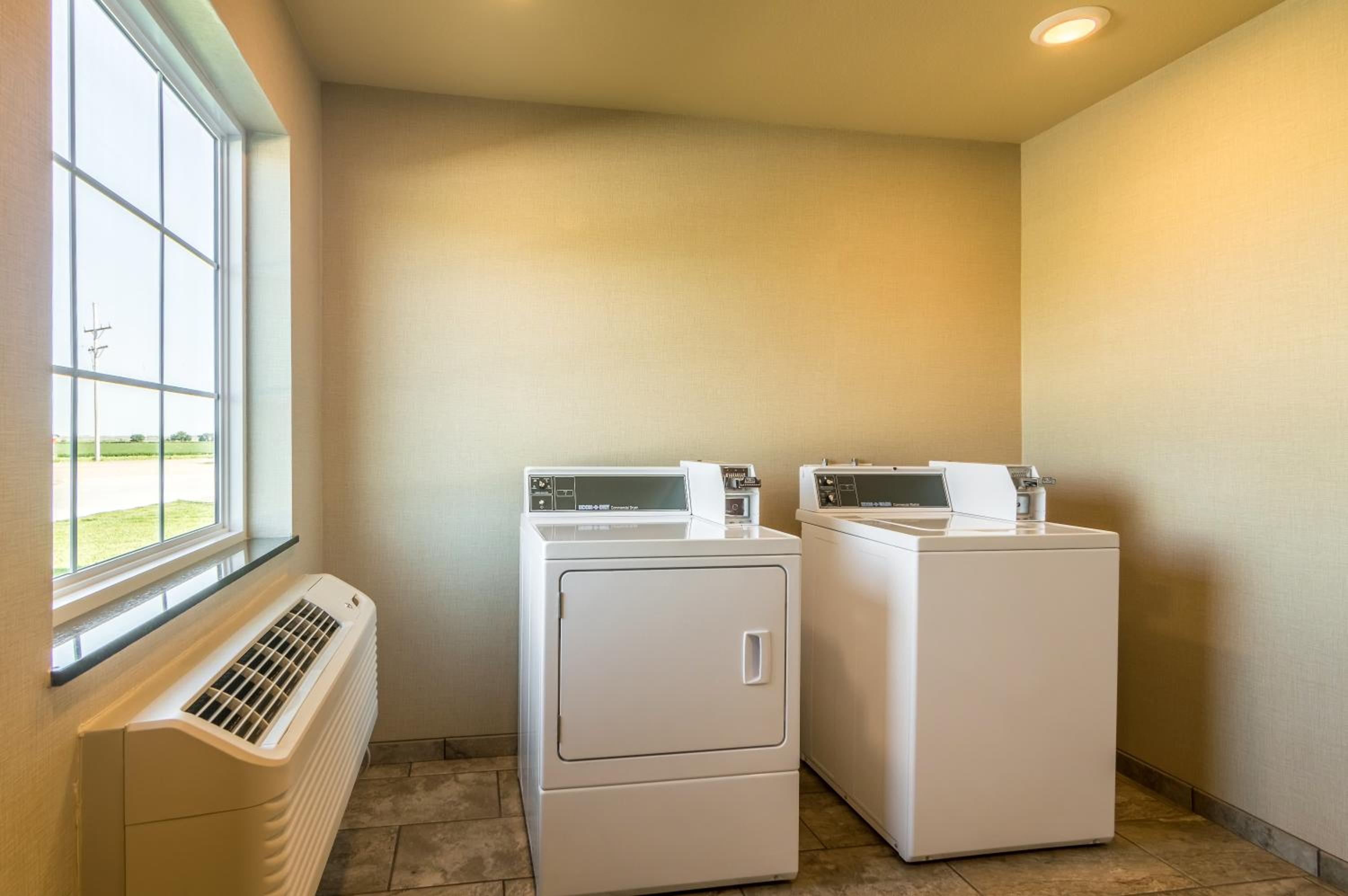 Cobblestone Inn  Suites - Lakin - Property Image 21