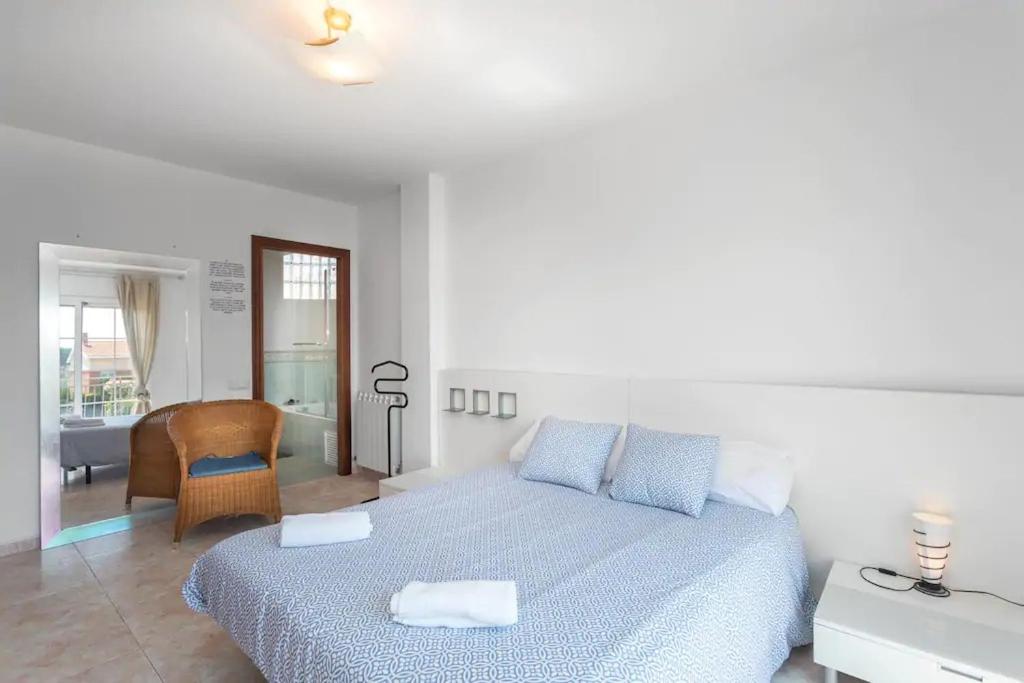 Casa con piscina en costa Barcelona