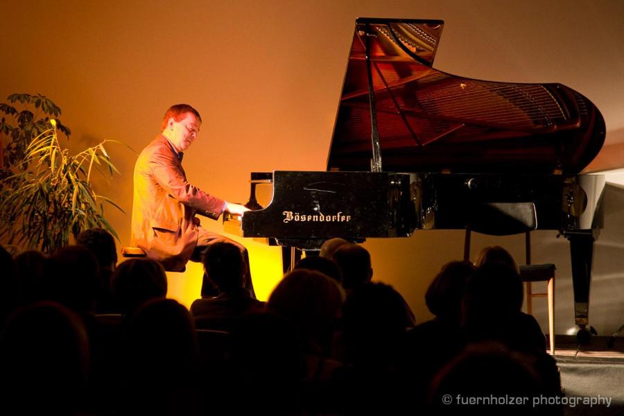 Photo 31