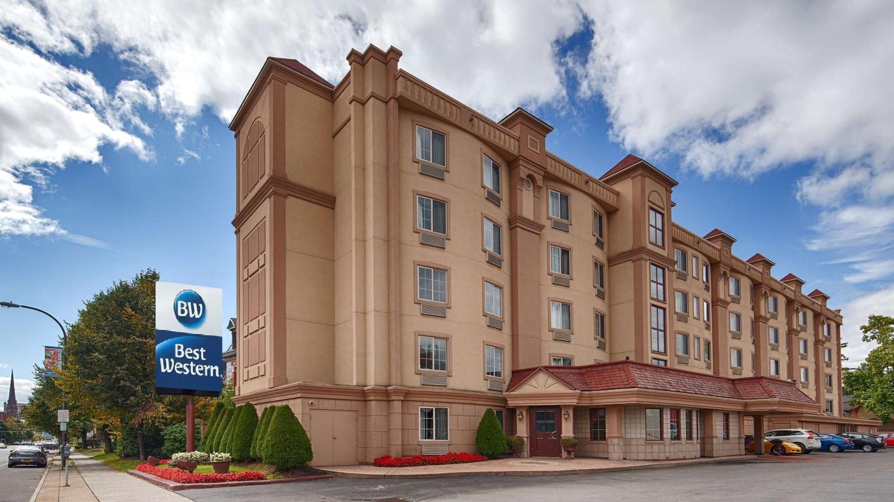 Buffalo Vacations - Best Western On The Avenue - Property Image 1