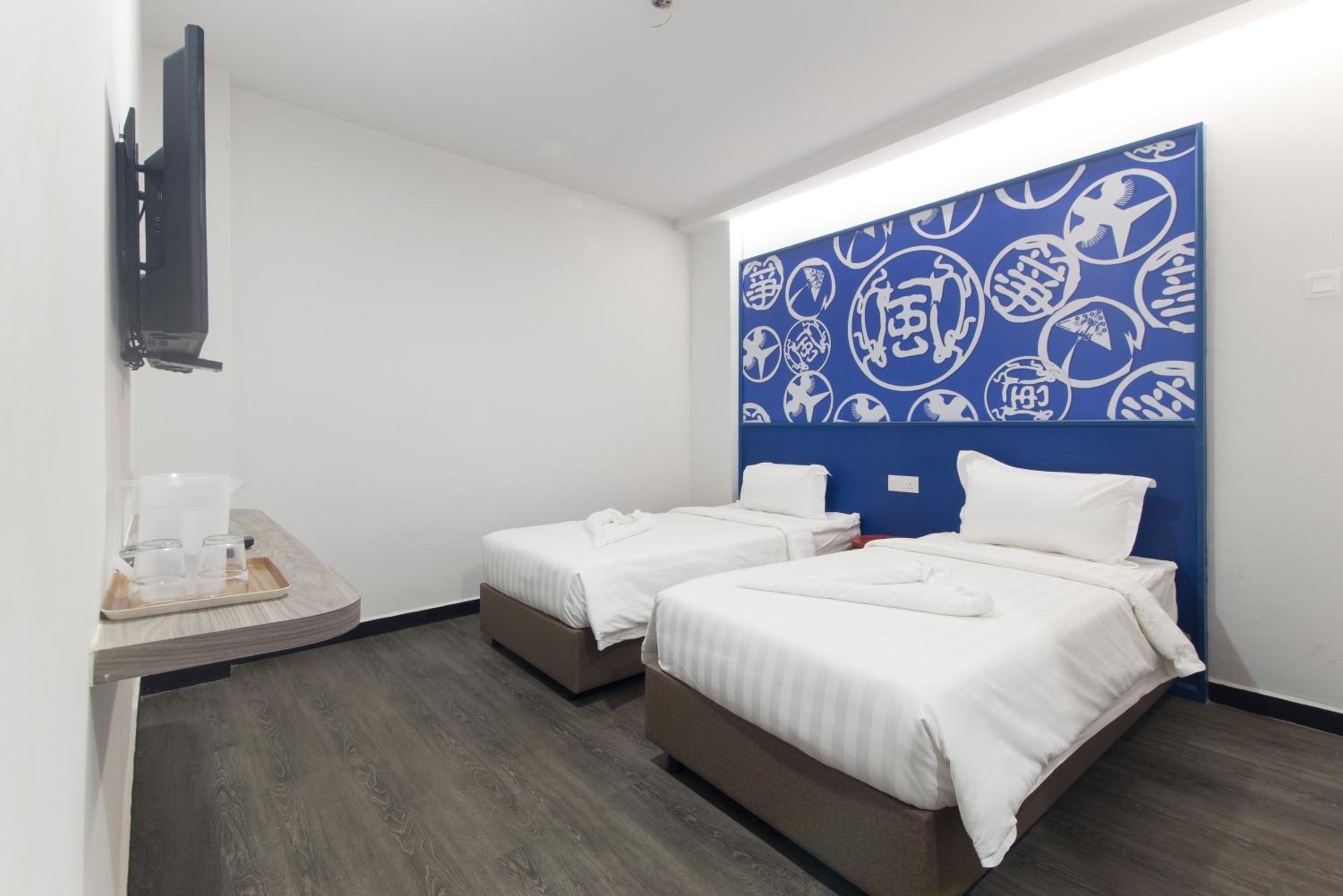 Kitez Hotel & Bunkz