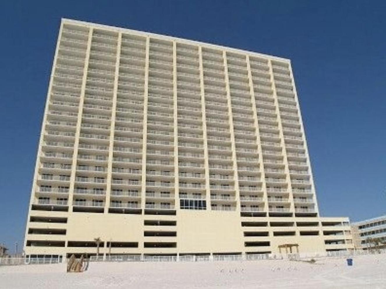 Hotel Ocean Reef 2 bedroom/2 bath!