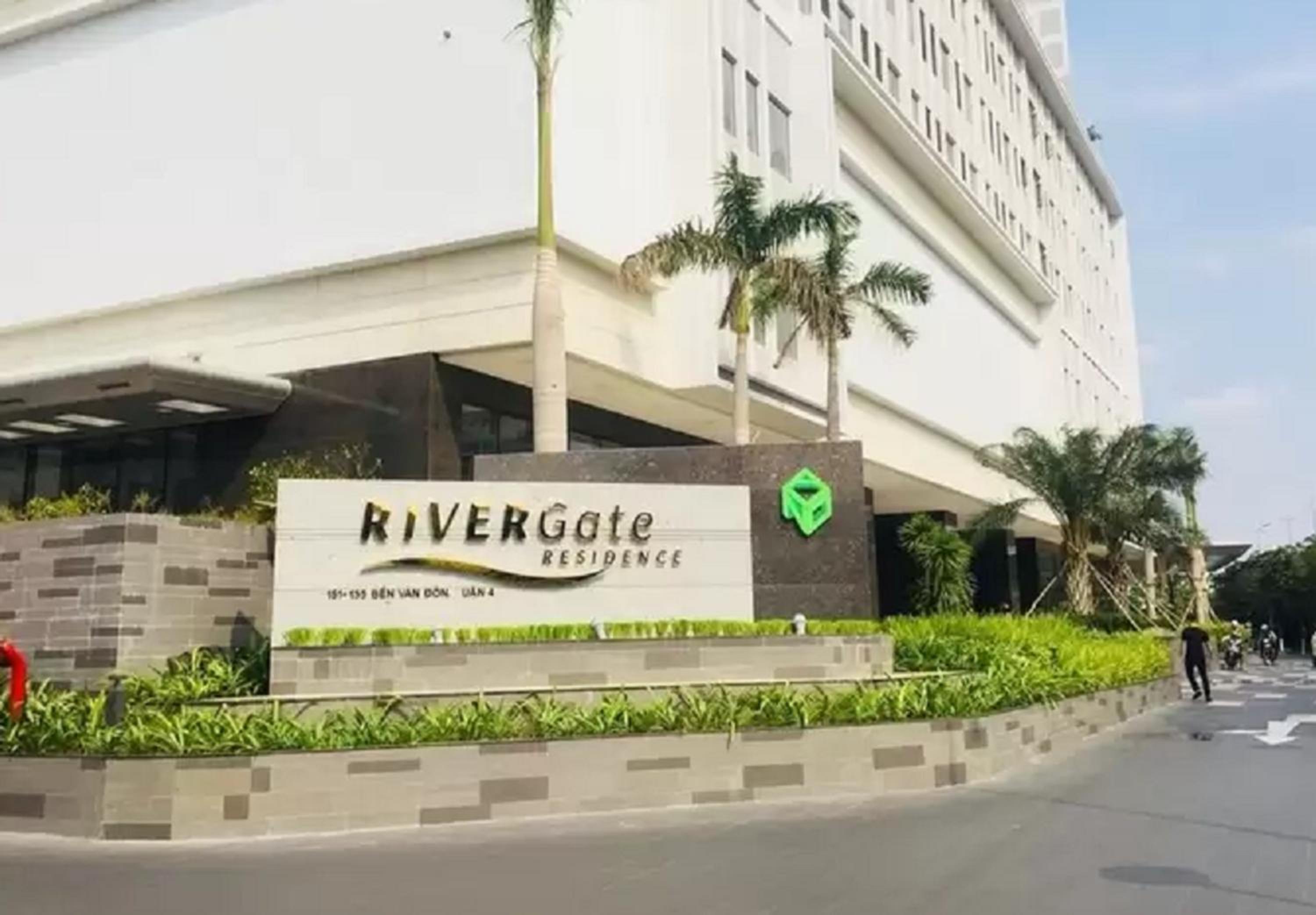 RiverGate Apartments