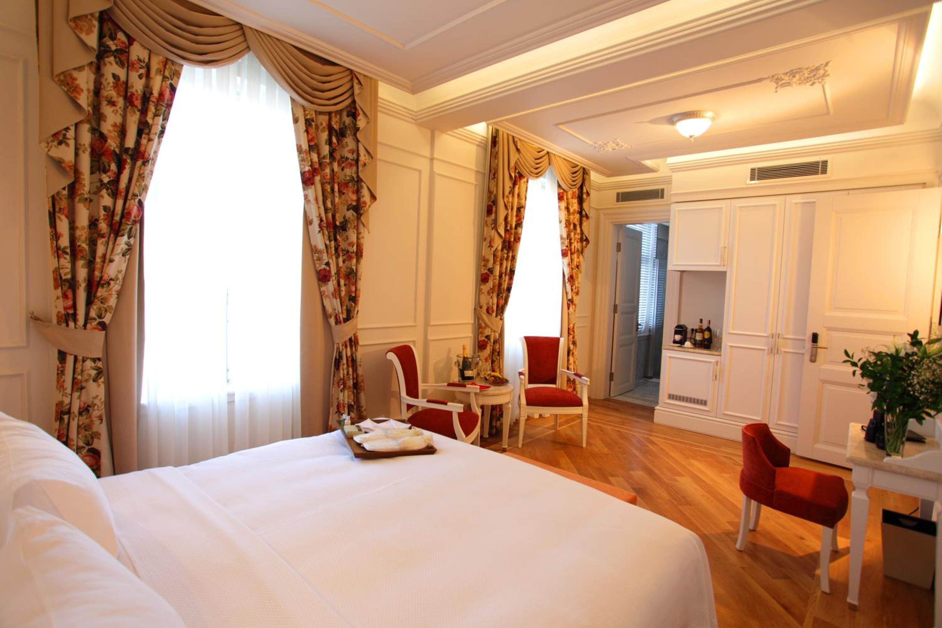 Corinne Art & Boutique Otel - Image 35