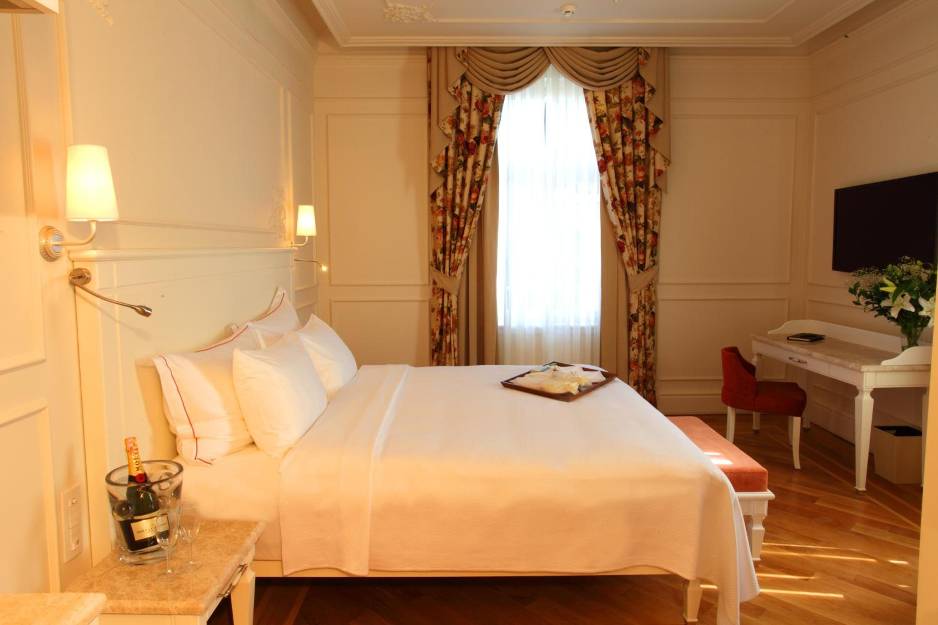 Corinne Art & Boutique Otel - Image 44